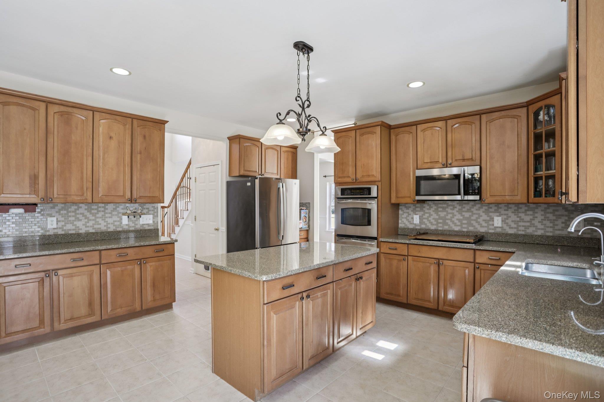 #9 photo, 3015 Molly Pitcher Drive, New Windsor , NY 12553