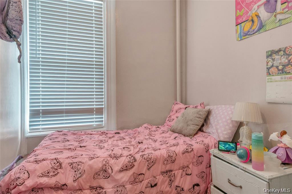 #11 photo, 3713 Willett Avenue, Bronx , NY 10467