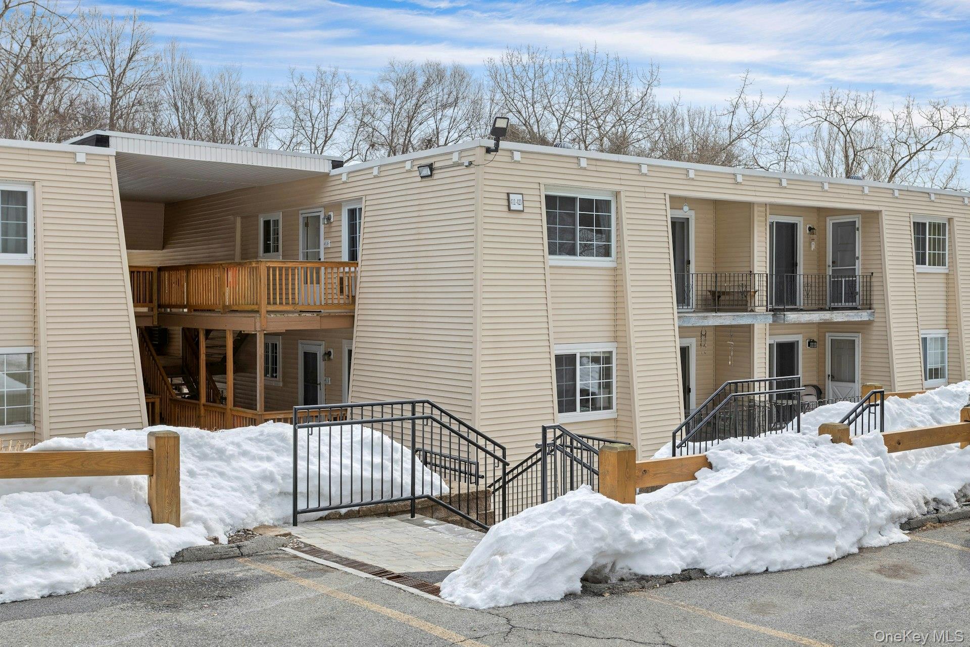 #1 photo, 417 Fox Run Lane, Carmel , NY 10512