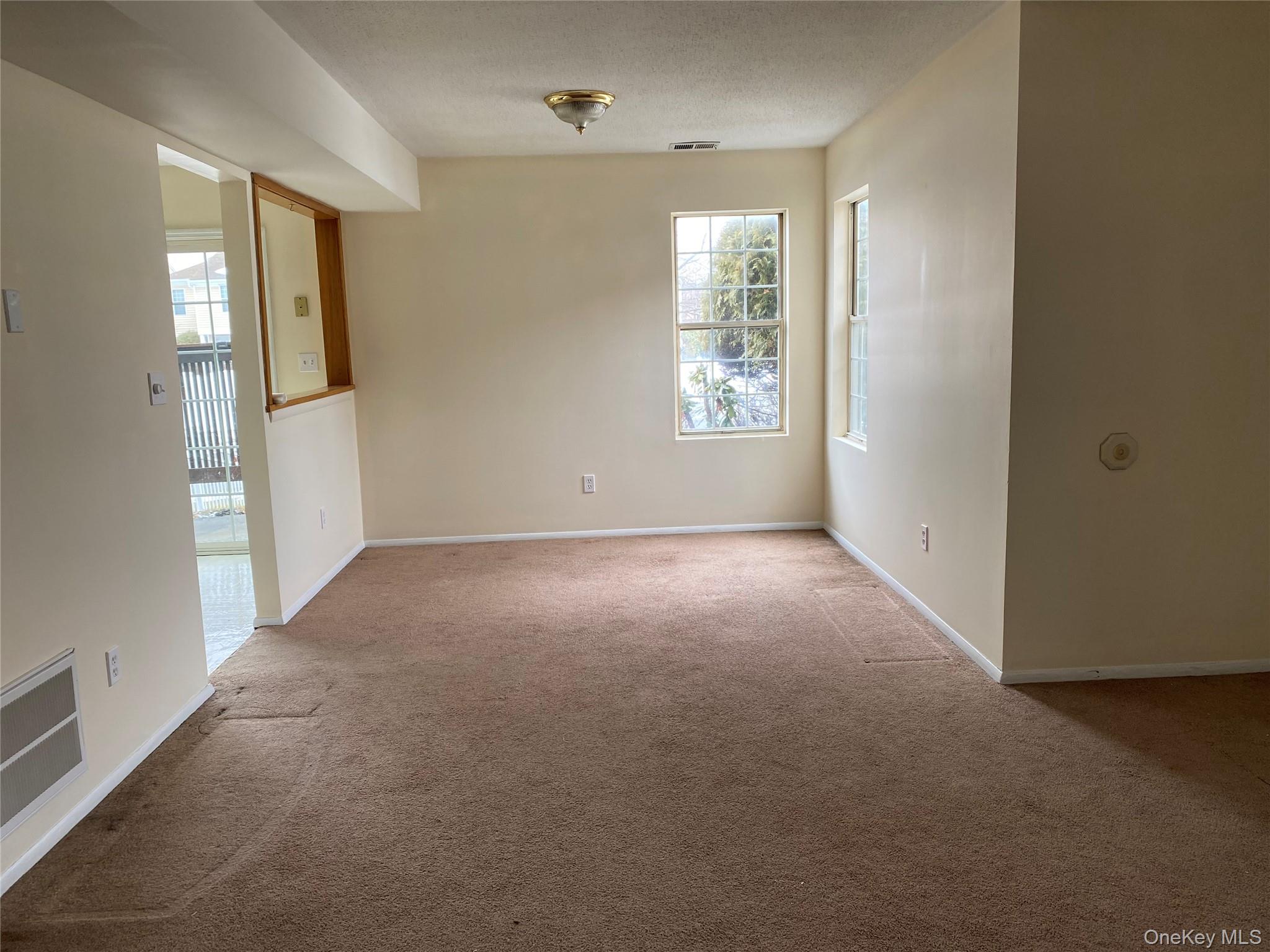 #4 photo, 2203 Whispering Hills, 紐約州 Chester , NY 10918