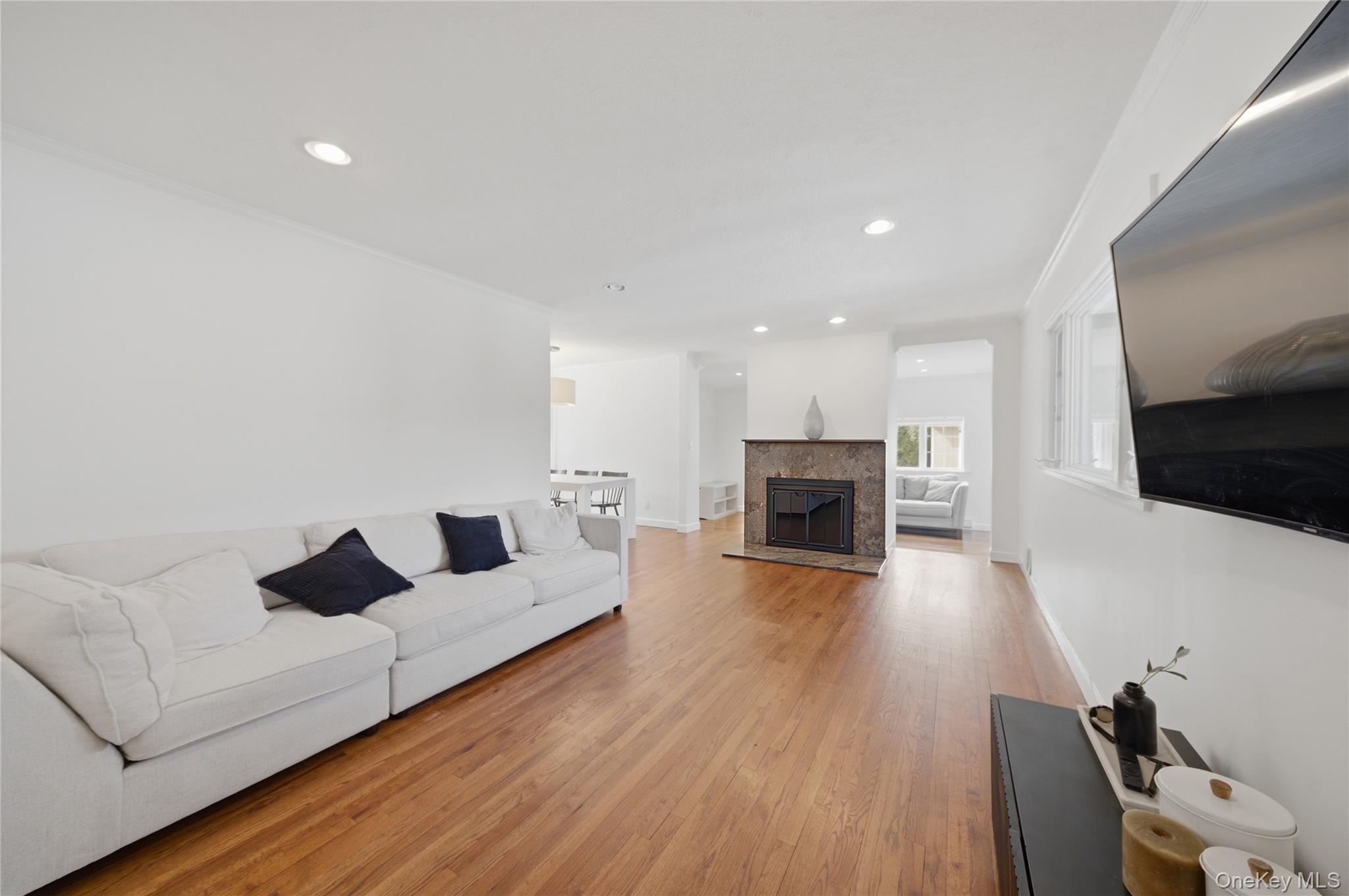 #2 photo, 103 Heatherdell Road, Ardsley , NY 10502