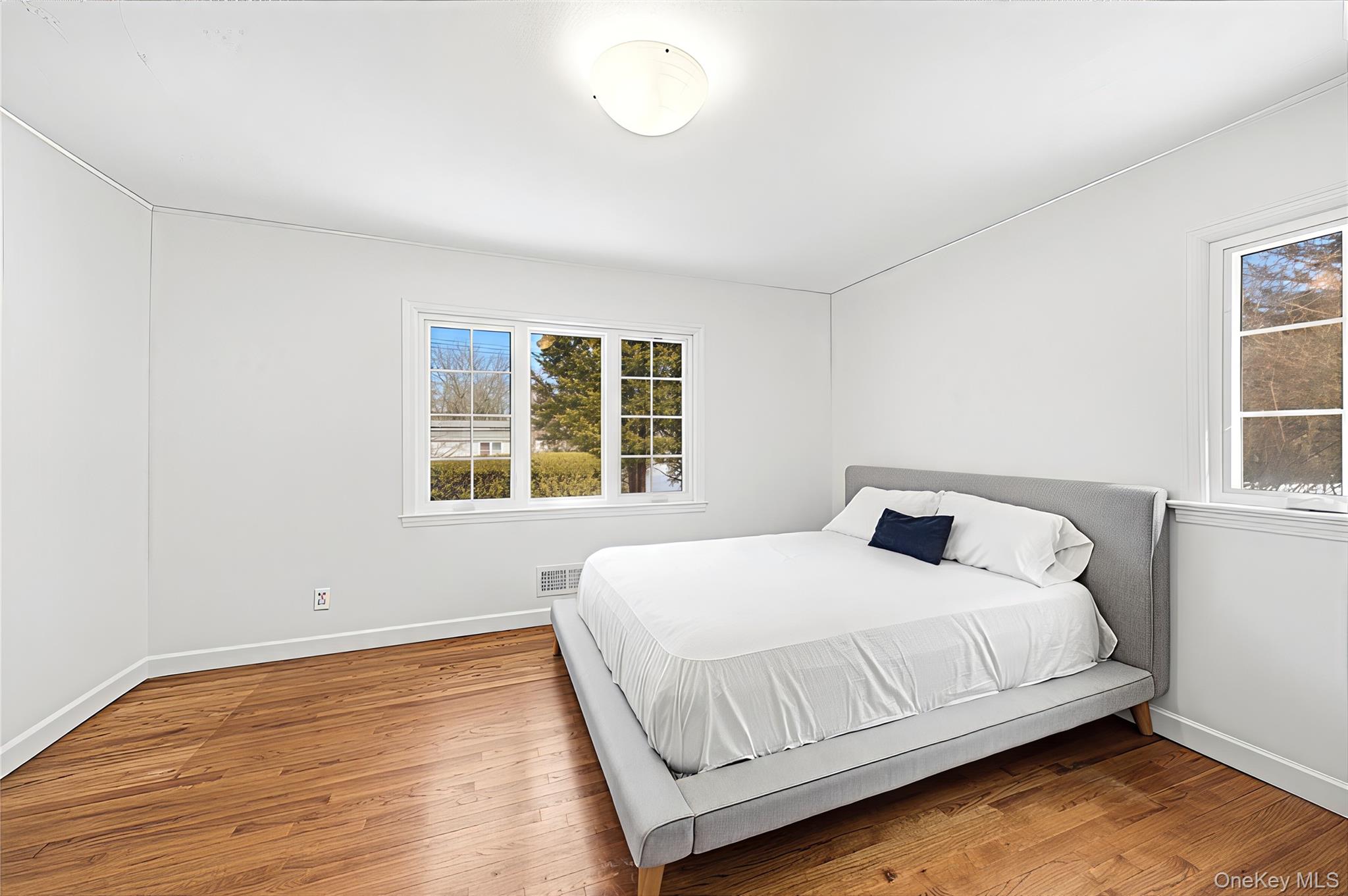 #7 photo, 103 Heatherdell Road, Ardsley , NY 10502