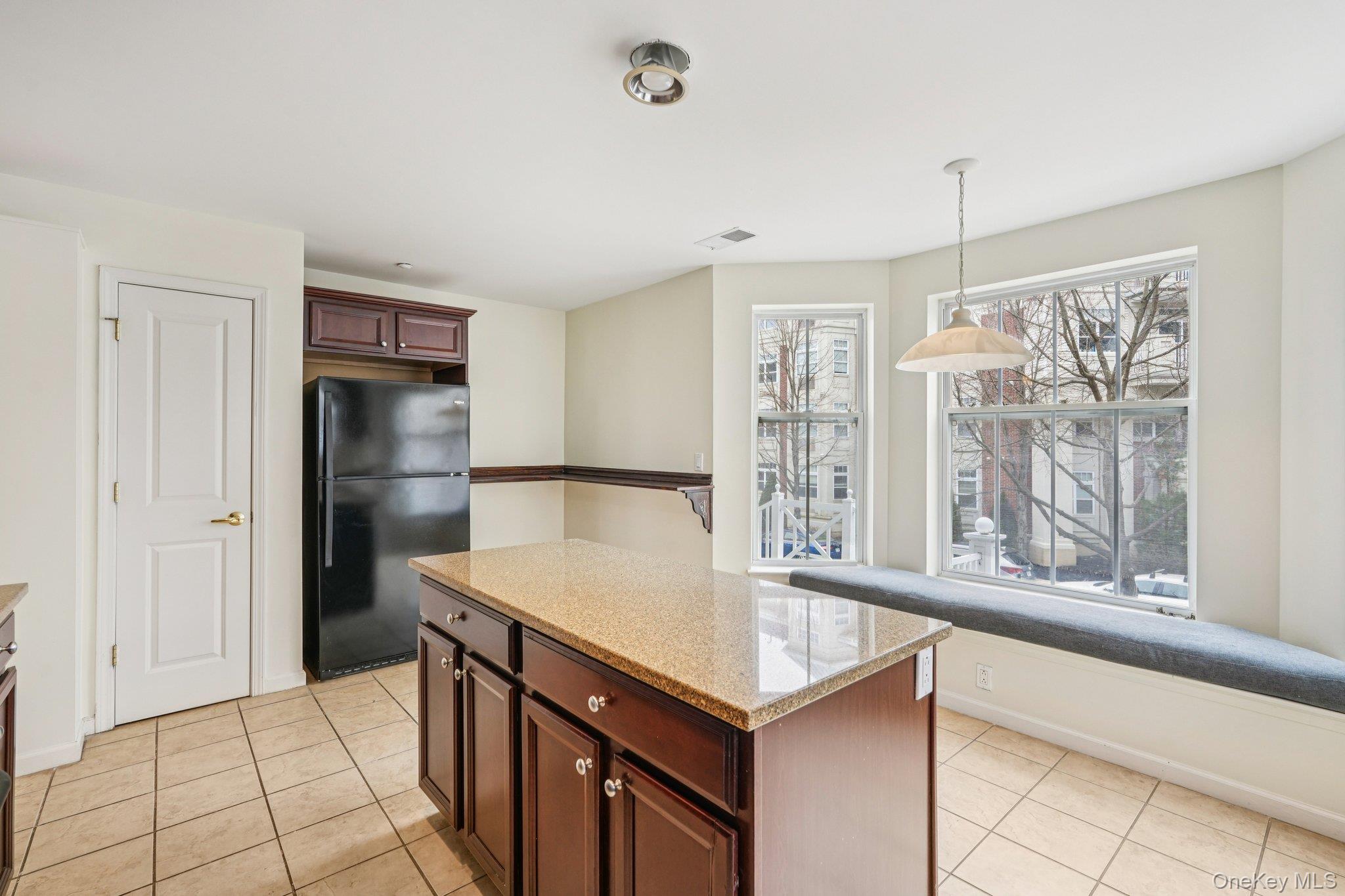 #15 photo, 2 Leeward Drive, Haverstraw , NY 10927