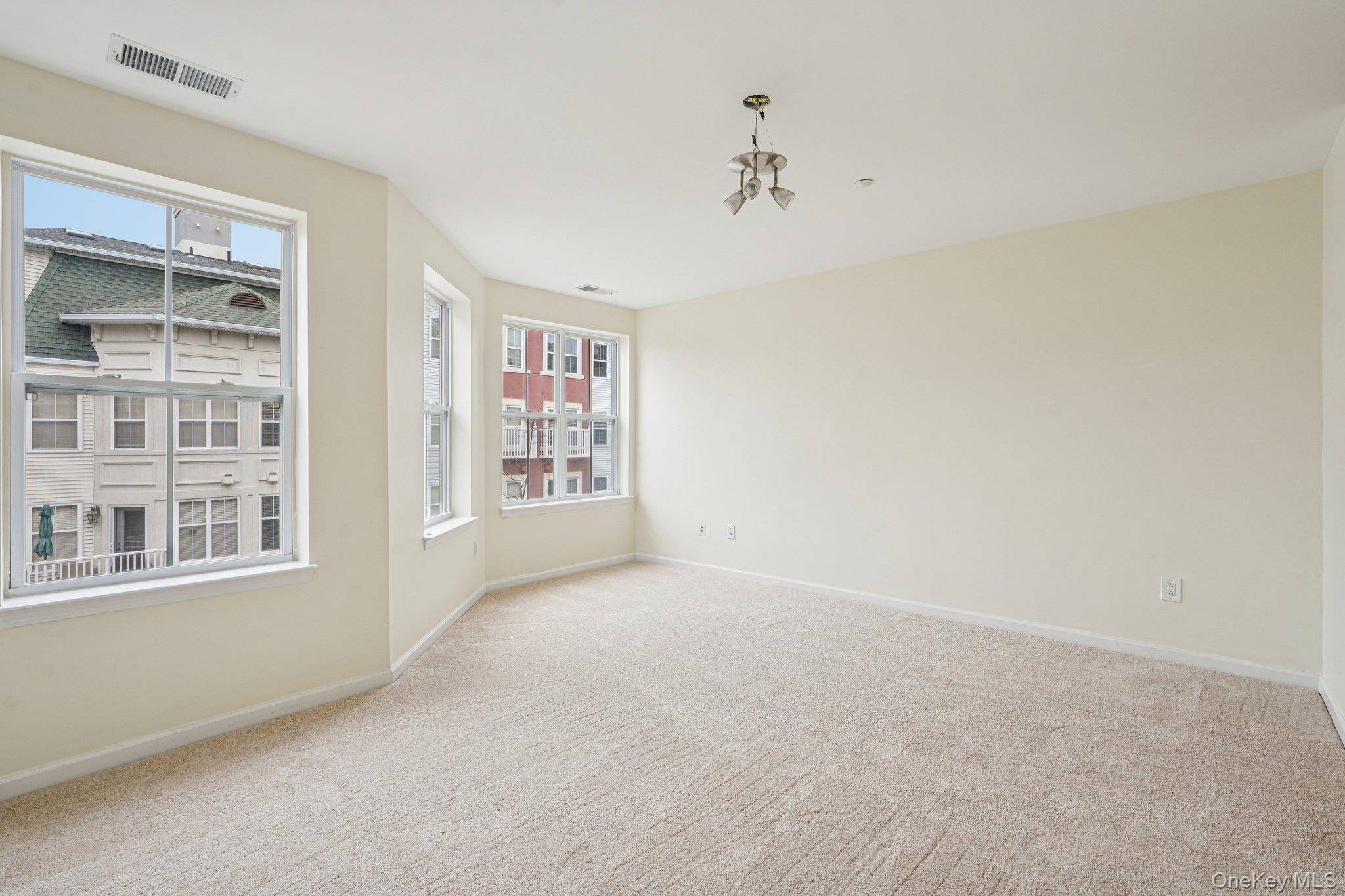 #20 photo, 2 Leeward Drive, Haverstraw , NY 10927