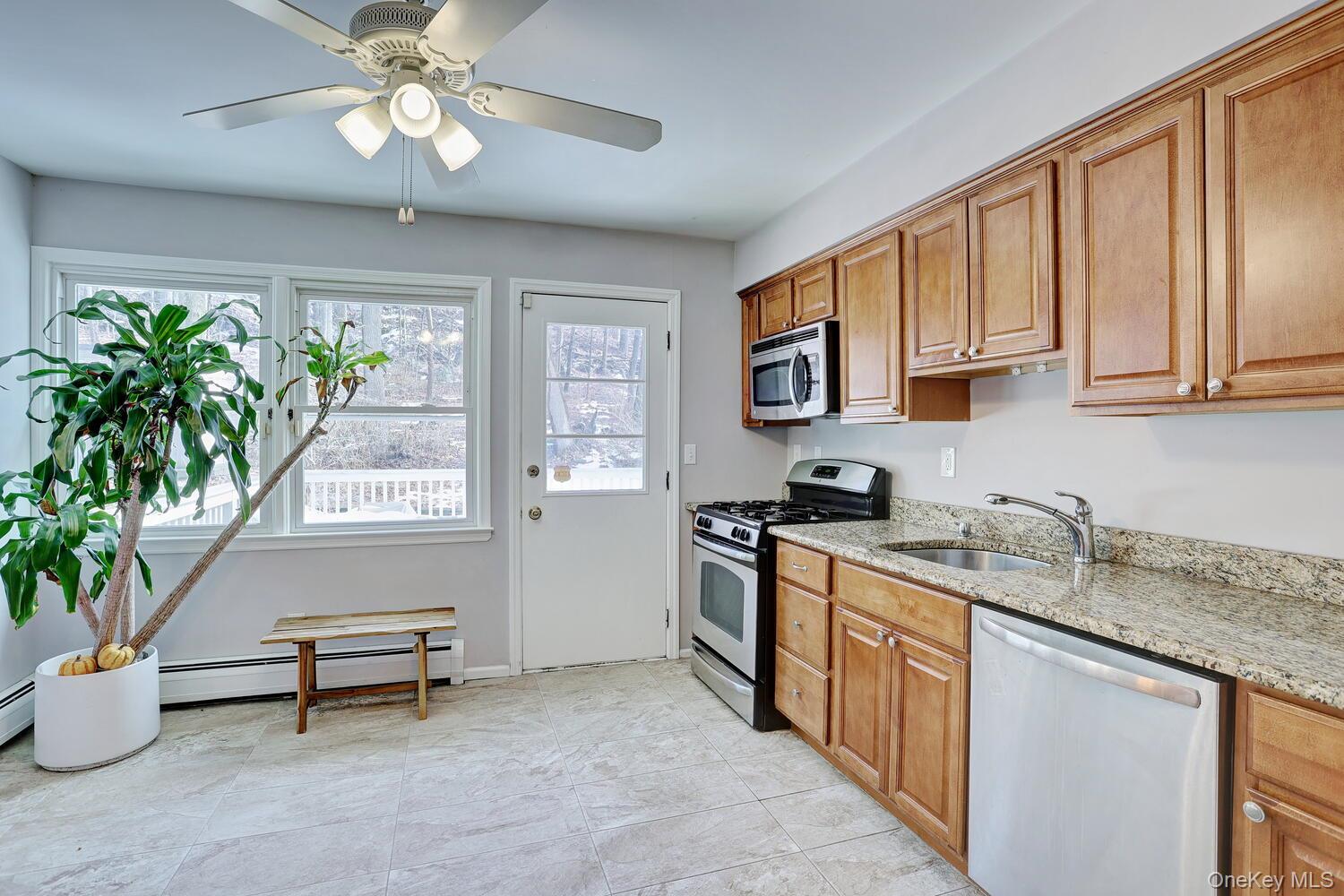 #12 photo, 302 Old Haverstraw Road, Congers , NY 10920