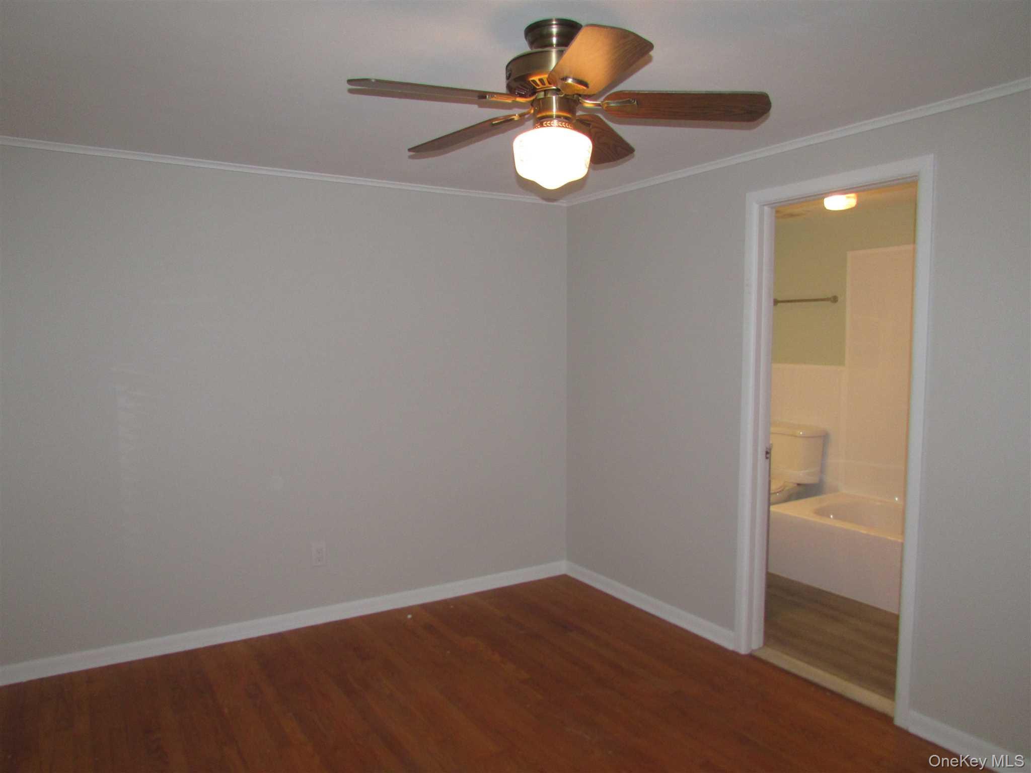 #10 photo, 361 ROUTE 376 1ST FLOOR, 紐約州 Hopewell Junction , NY 12533