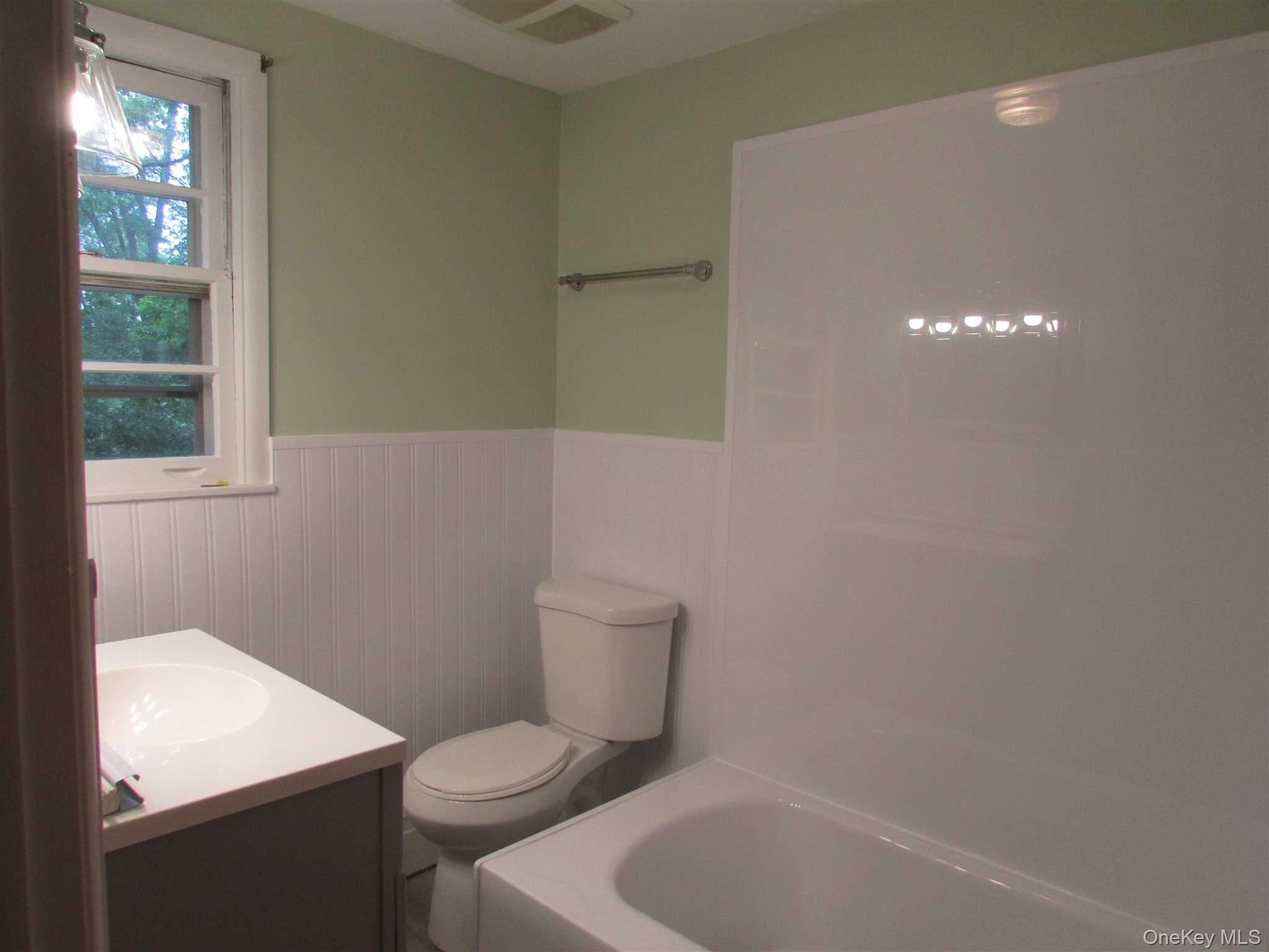 #14 photo, 361 ROUTE 376 1ST FLOOR, 紐約州 Hopewell Junction , NY 12533