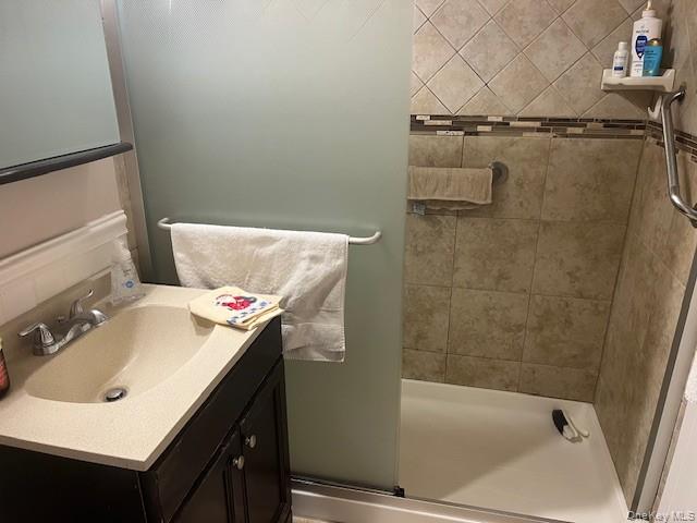 #7 photo, 103 Foster Boulevard, Babylon , NY 11702