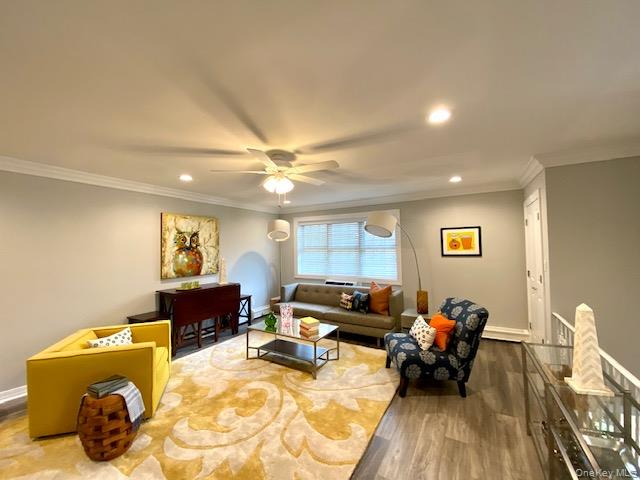 #5 photo, 93 Carole Court Carole Anex, 롱 아일랜드 Massapequa , NY 11758