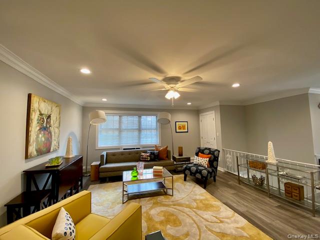 #6 photo, 93 Carole Court Carole Anex, 롱 아일랜드 Massapequa , NY 11758