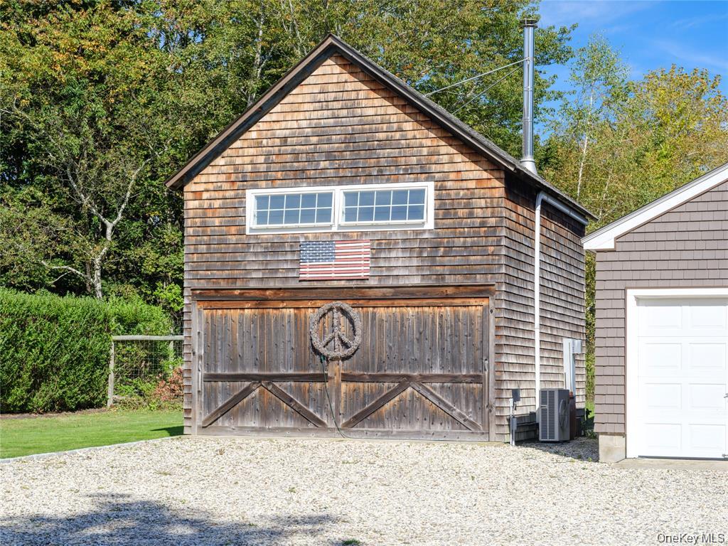 #18 photo, 3275 Skunk Lane, Cutchogue , NY 11935