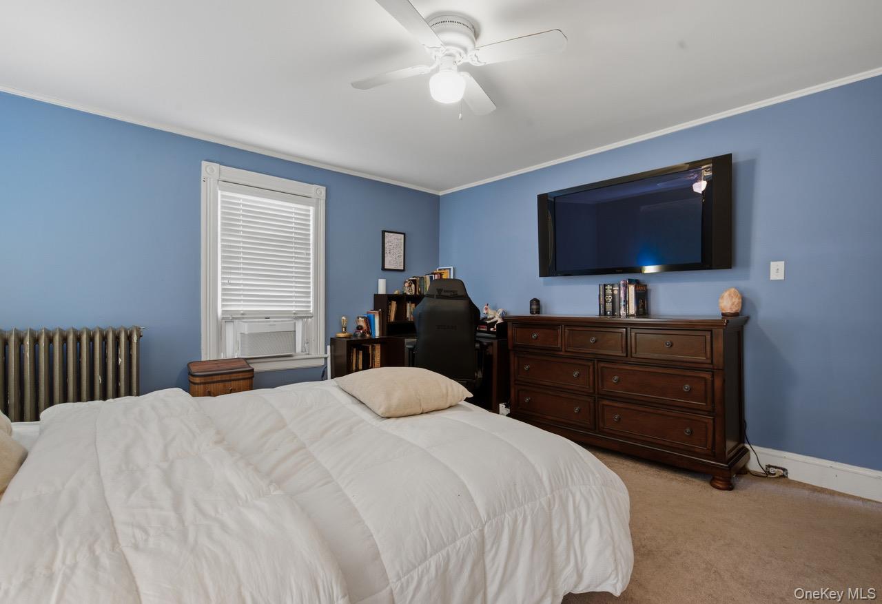 #18 photo, 155 Smith Avenue, Islip , NY 11751