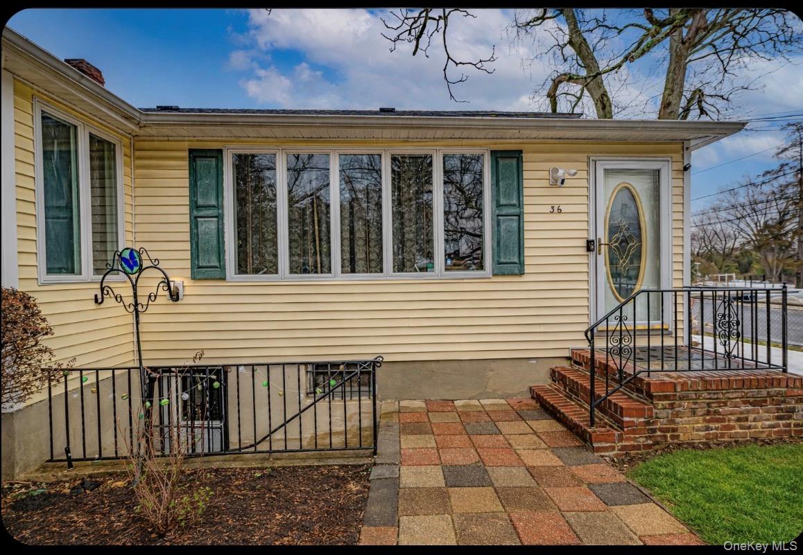 #3 photo, 36 E 12th Street, Huntington Station , NY 11746