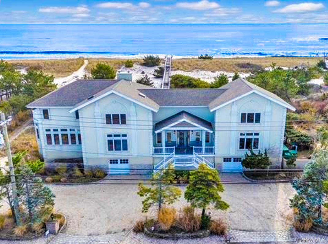 #1 photo, 605 Dune Road, מחוז סאפוק Westhampton , NY 11977