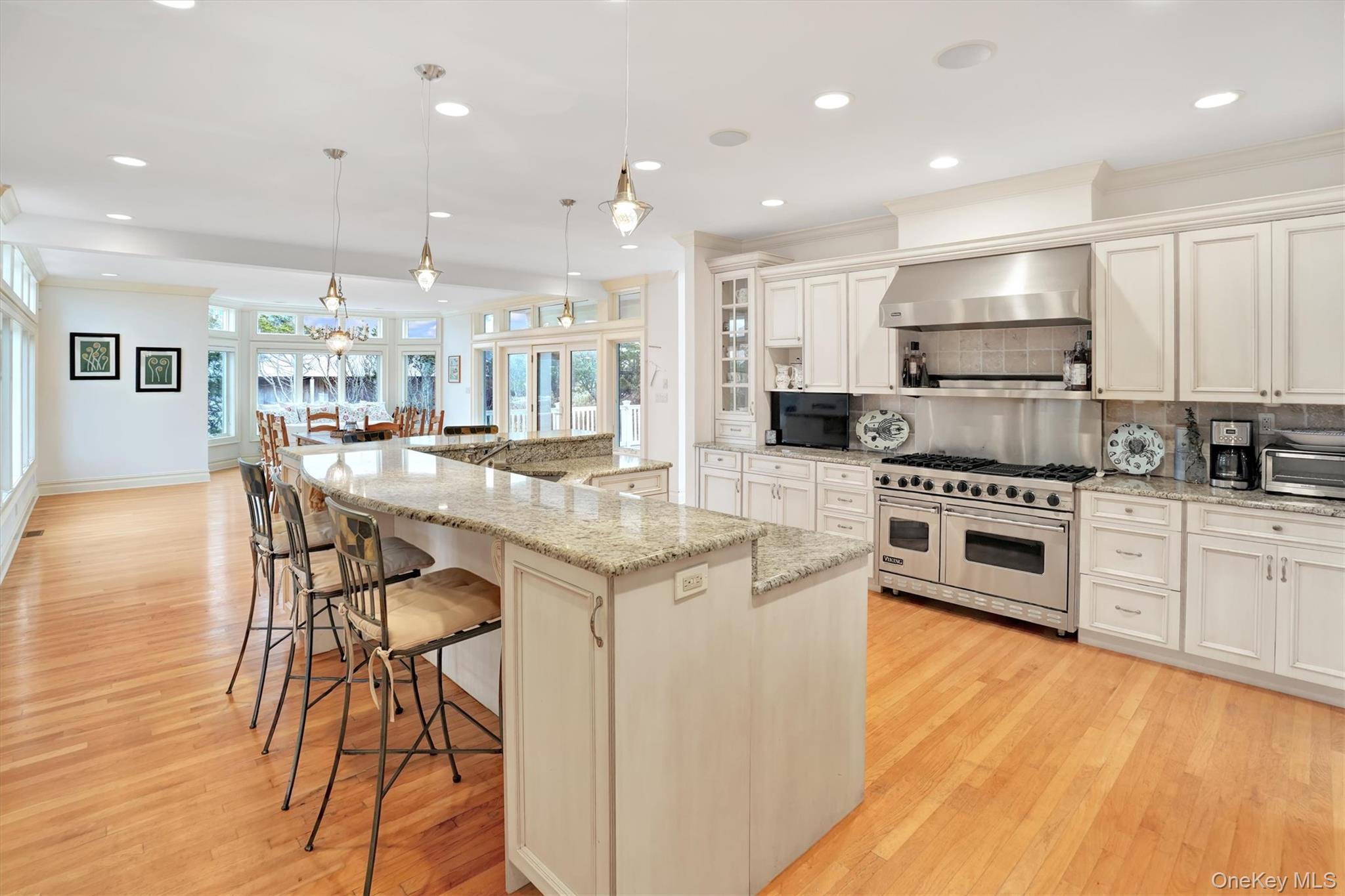 #10 photo, 605 Dune Road, מחוז סאפוק Westhampton , NY 11977