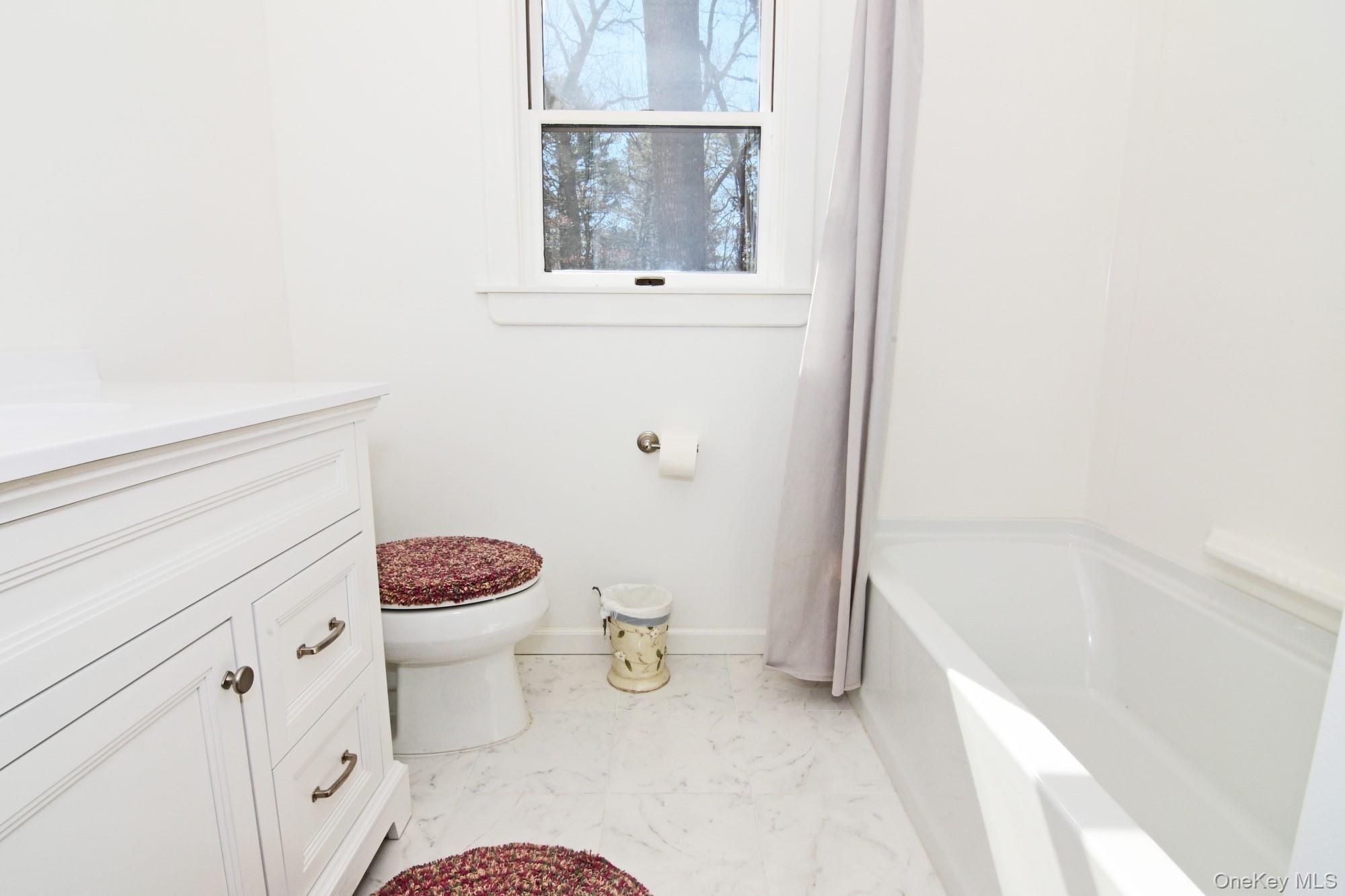 #14 photo, 5 Arthur Street, Riverhead , NY 11901