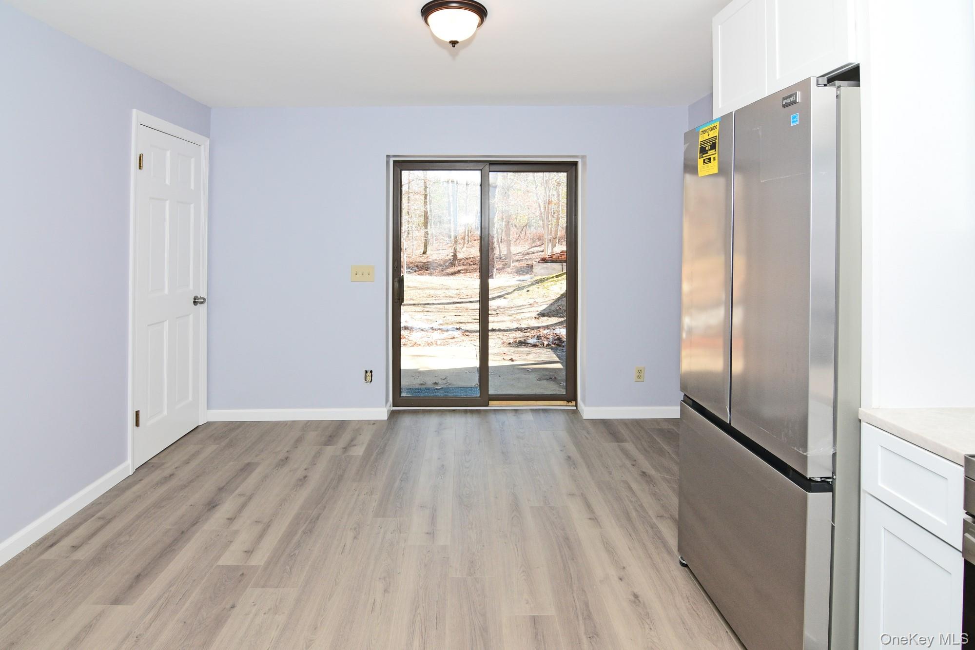 #20 photo, 5 Arthur Street, Riverhead , NY 11901