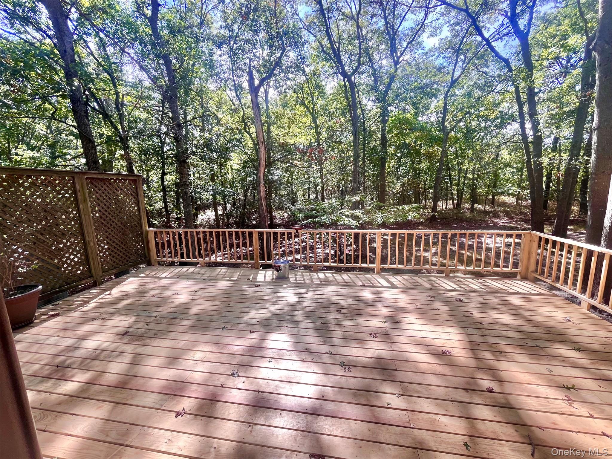 #8 photo, 5 Arthur Street, Riverhead , NY 11901