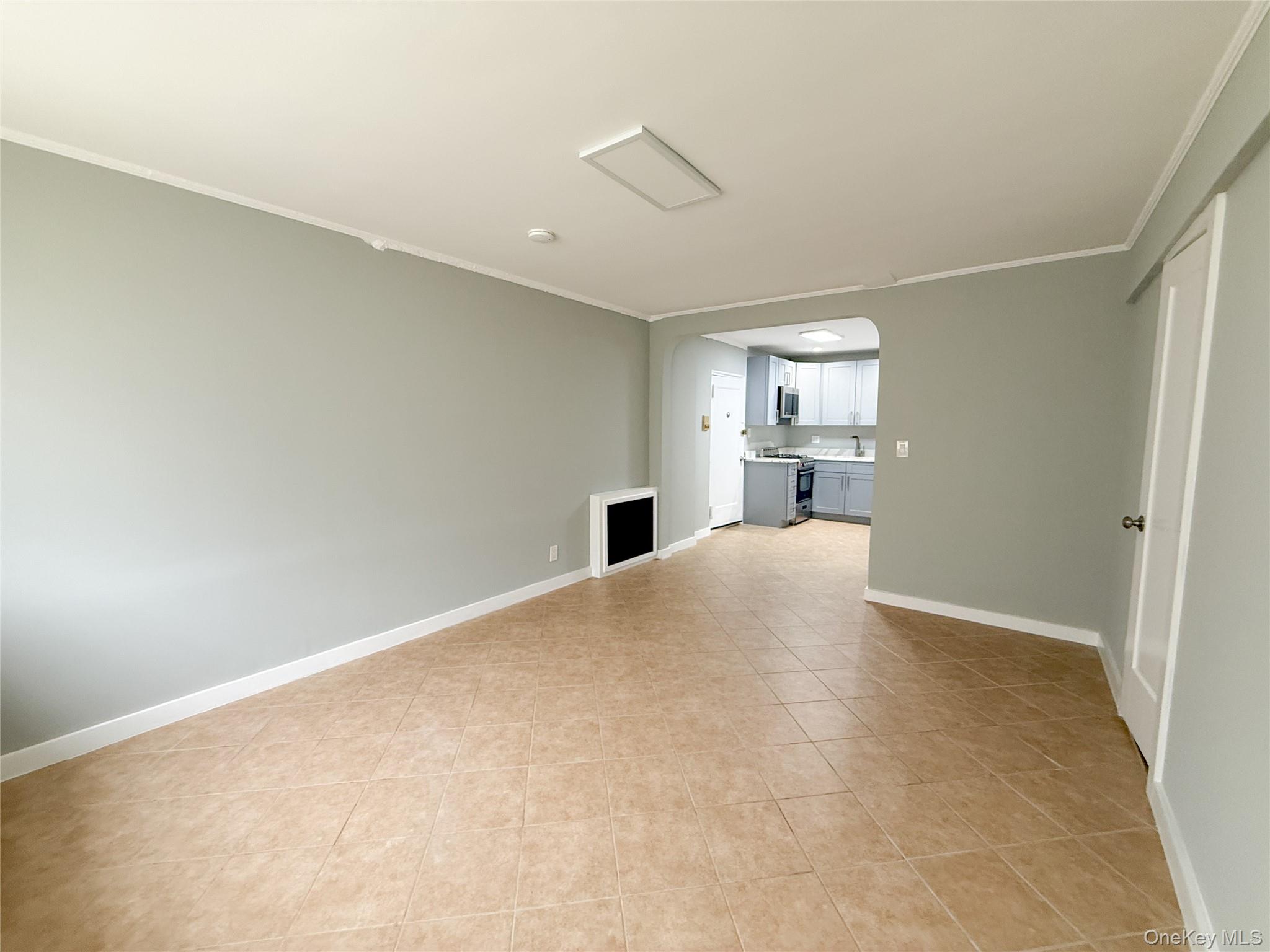 #7 photo, 302 E Broadway, Long Beach , NY 11561