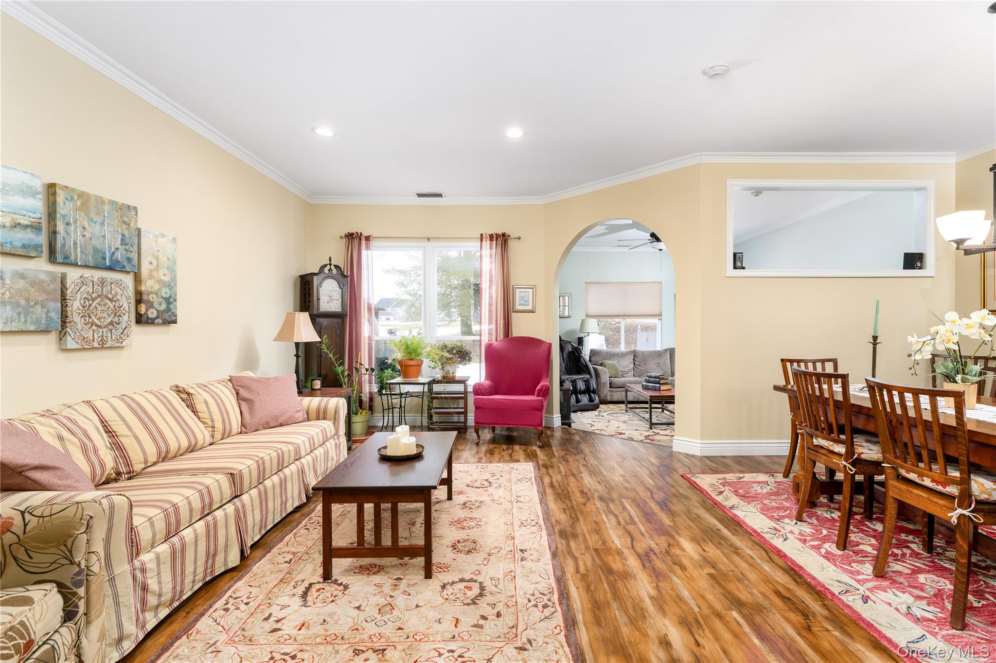 #10 photo, 654 Birchwood Park Drive, Middle Island , NY 11953