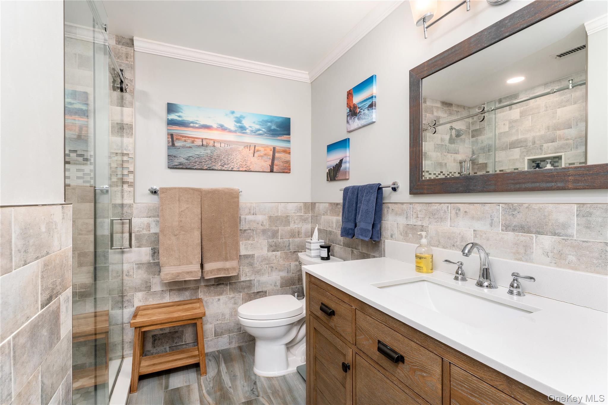 #15 photo, 654 Birchwood Park Drive, Middle Island , NY 11953