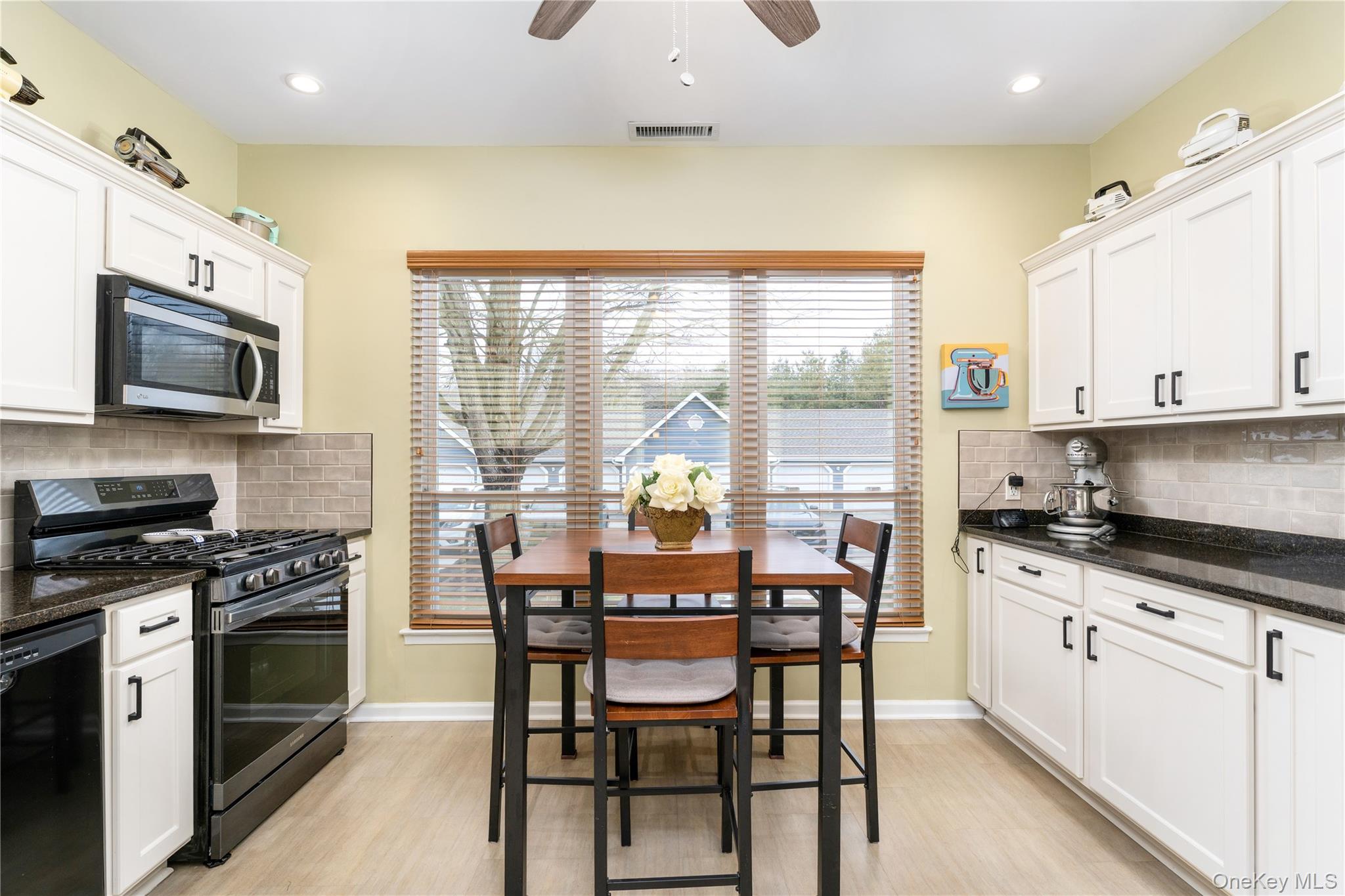 #5 photo, 654 Birchwood Park Drive, Middle Island , NY 11953