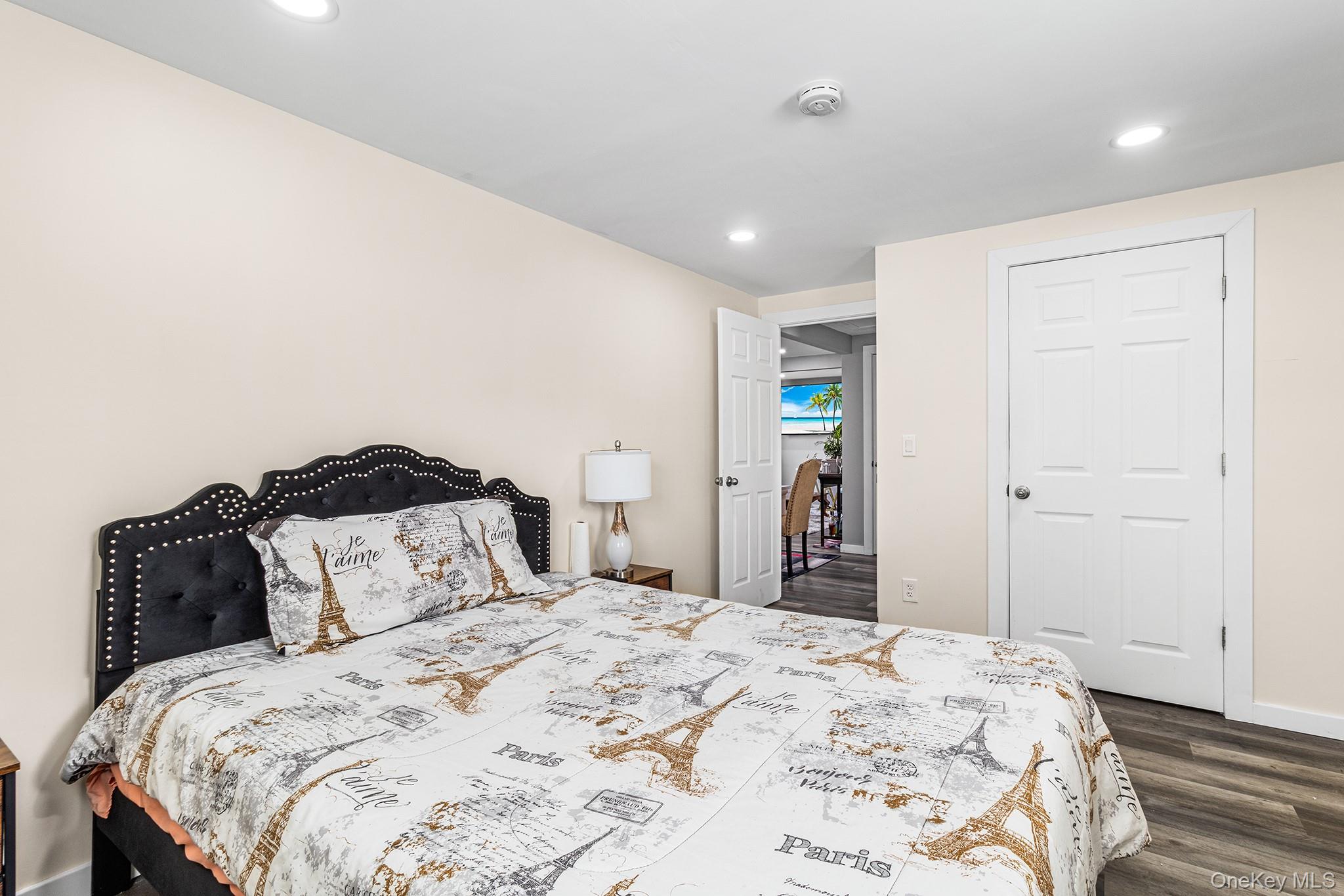 #14 photo, 9 Deer Street, Wyandanch , NY 11798