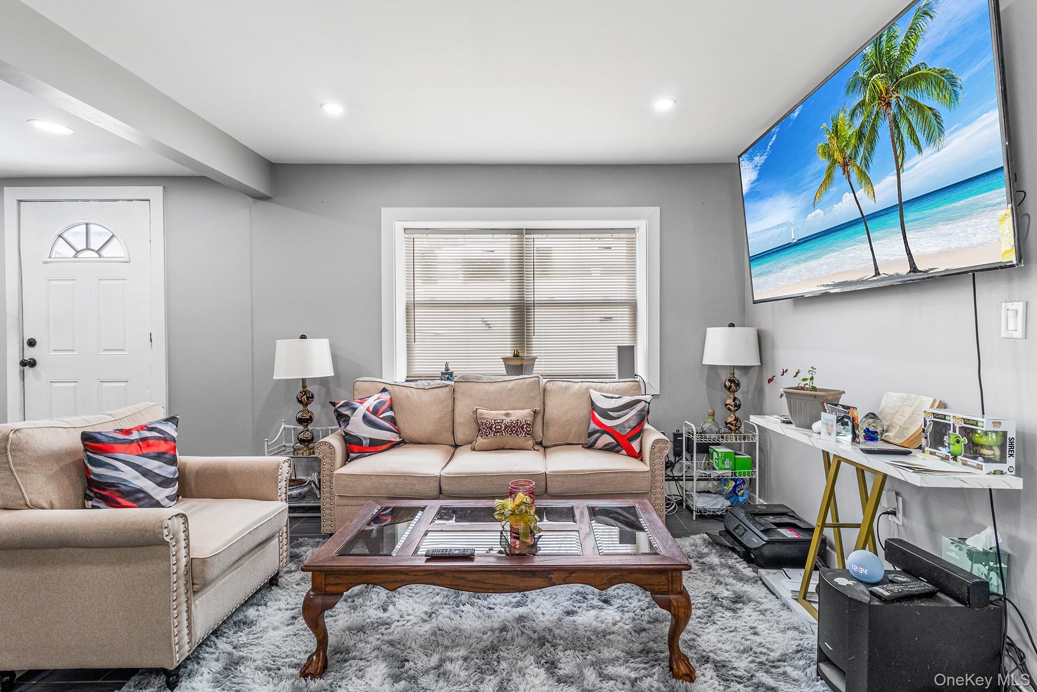 #3 photo, 9 Deer Street, Wyandanch , NY 11798