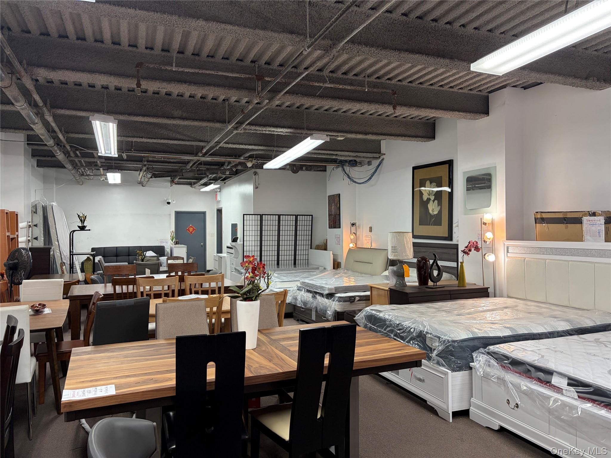 #5 photo, 36-42 Main Street, Flushing , NY 11354