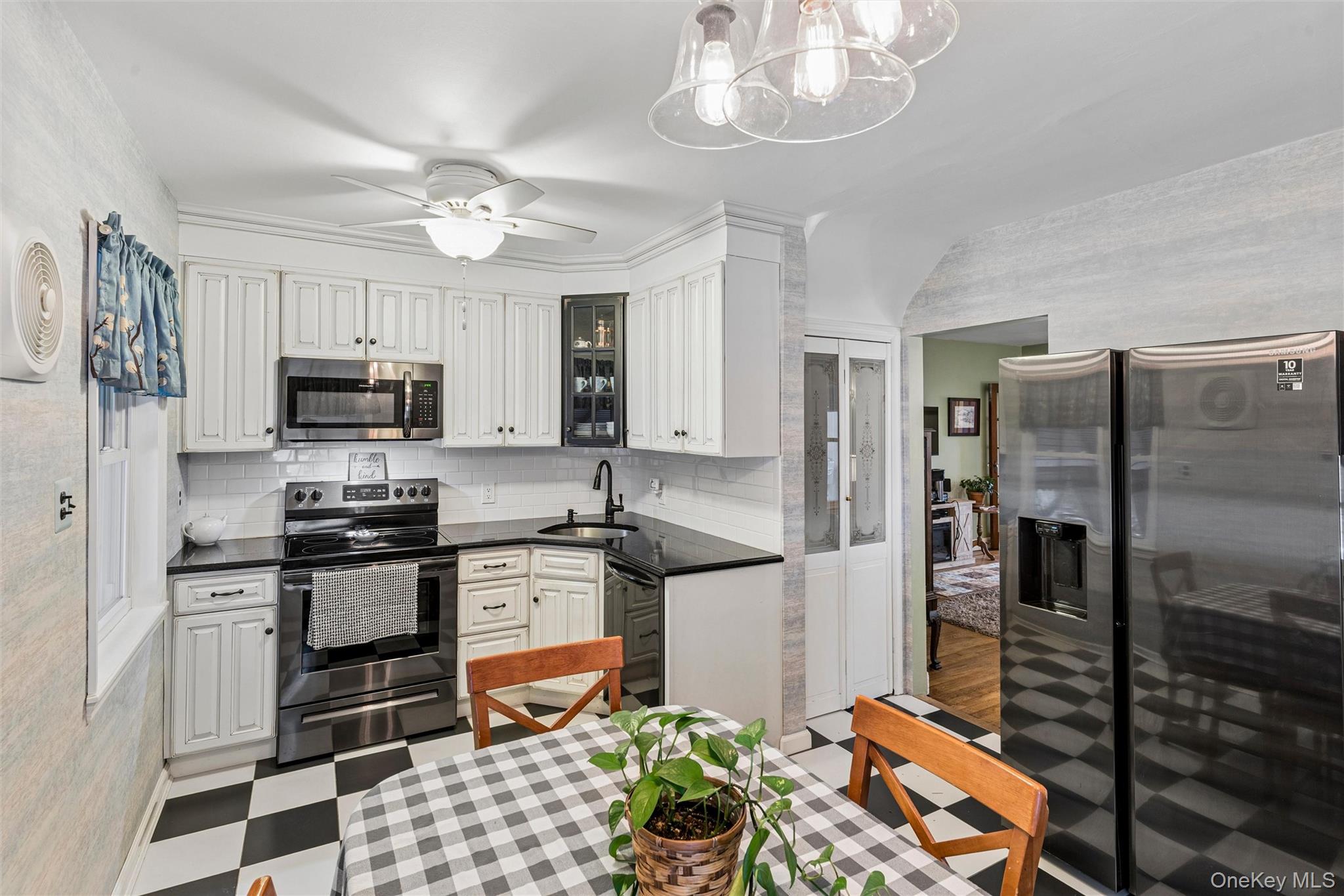 #10 photo, 9 Clinton Street, Elmont , NY 11003