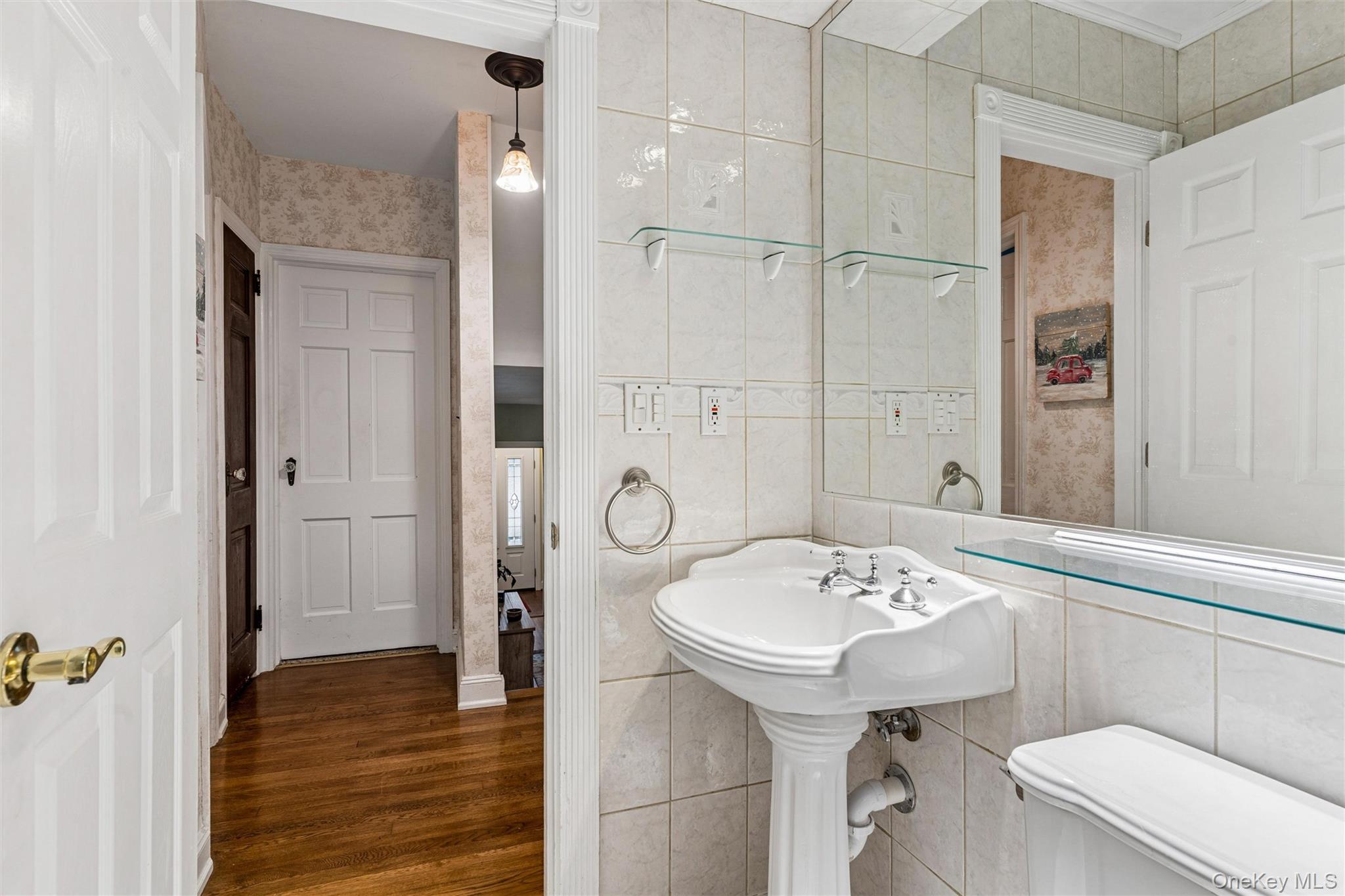 #17 photo, 9 Clinton Street, Elmont , NY 11003