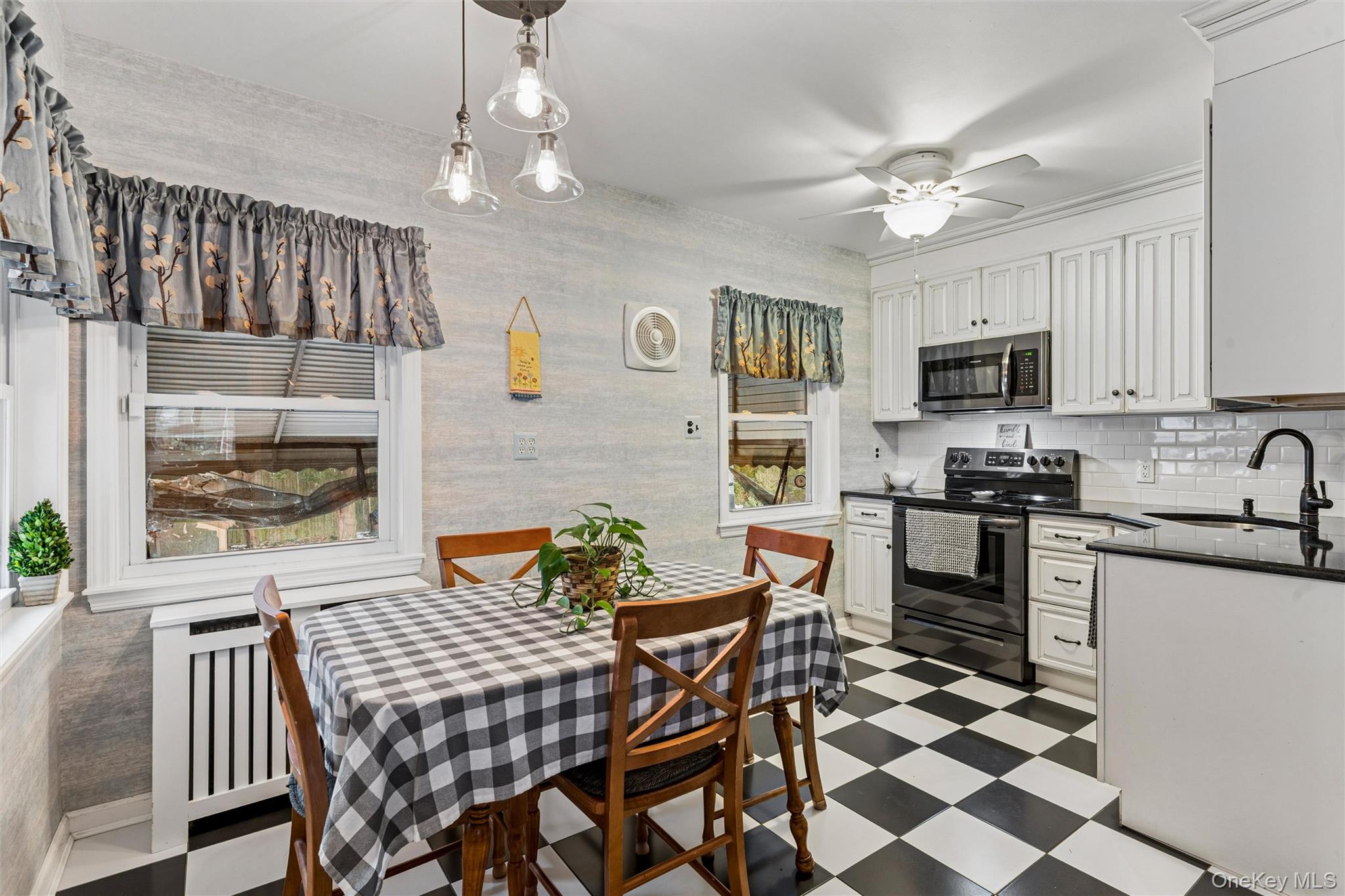 #9 photo, 9 Clinton Street, Elmont , NY 11003