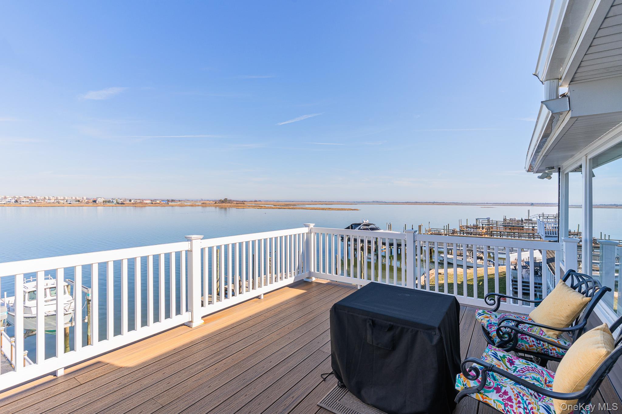 #19 photo, 3433 Bay Front Place, 長島 Baldwin , NY 11510