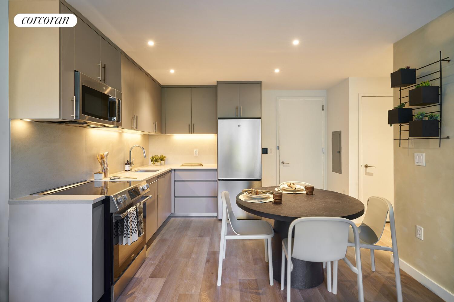 #1 photo, Bronx, Concourse , NY 10451