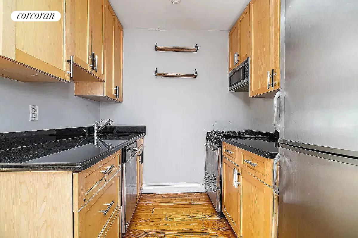 #3 photo, New York City, Kips Bay , NY 10016