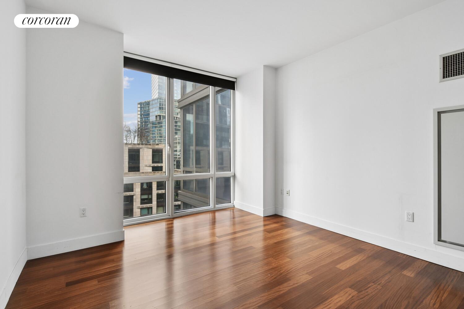 #4 photo, New York City, ম্যানহাটন Lincoln Square , NY 10023