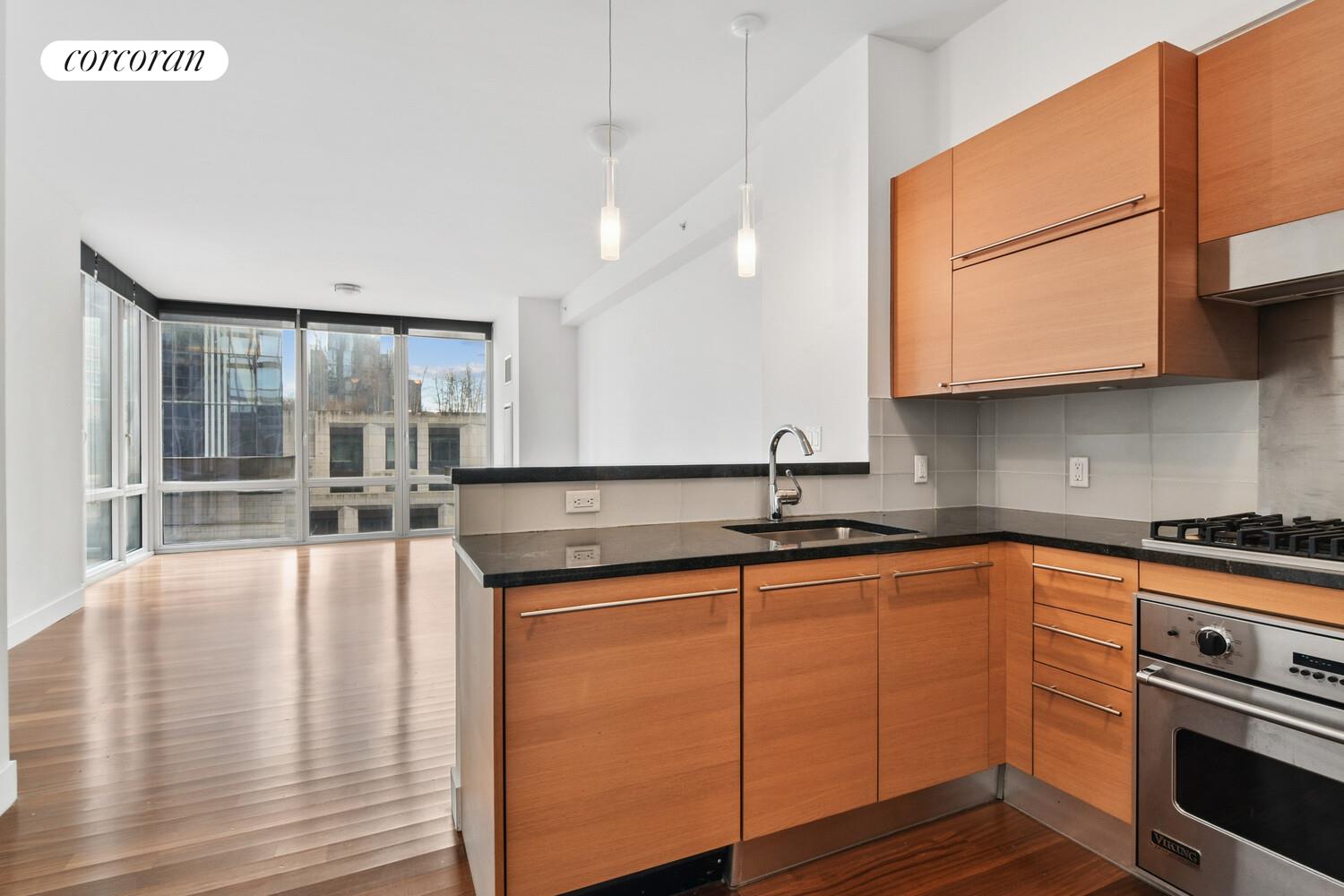 #9 photo, New York City, ম্যানহাটন Lincoln Square , NY 10023