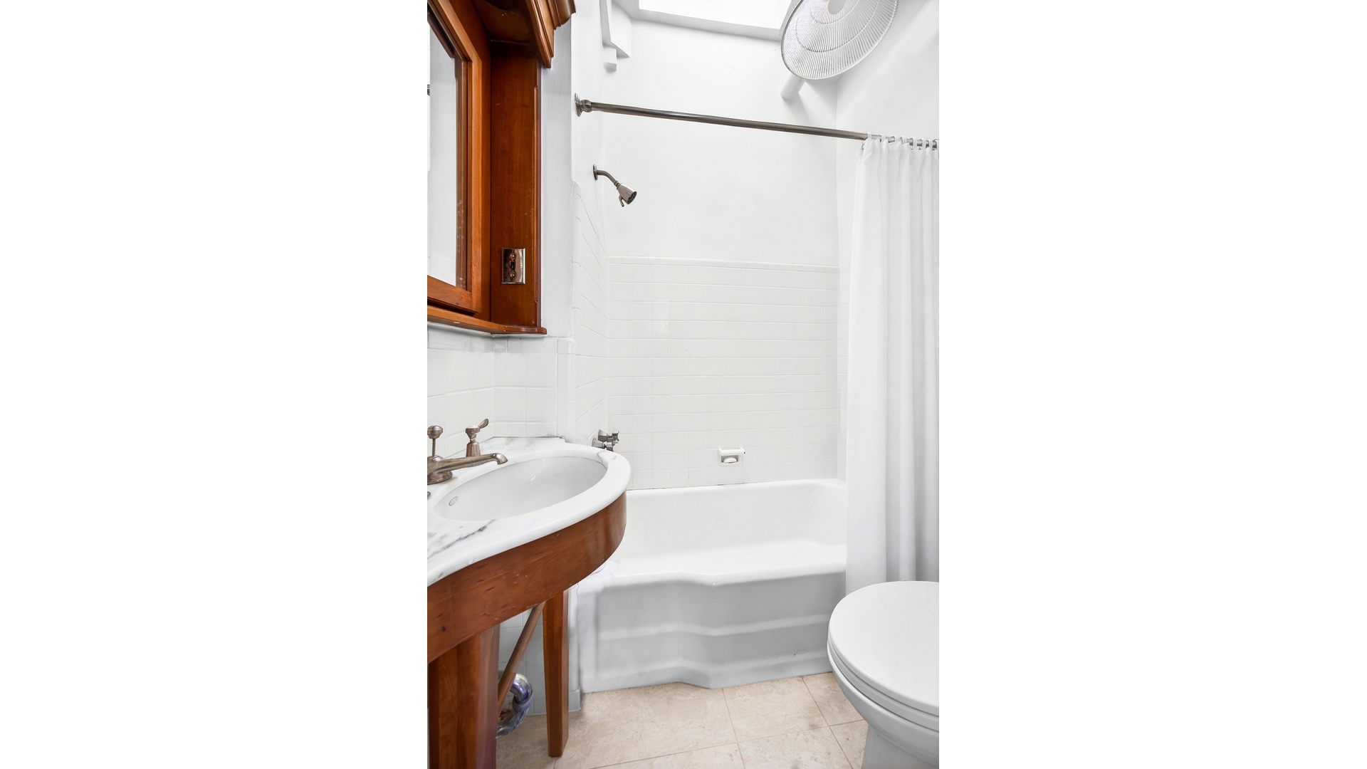 #9 photo, 90 RIVERSIDE Drive, Upper West Side , NY 10024