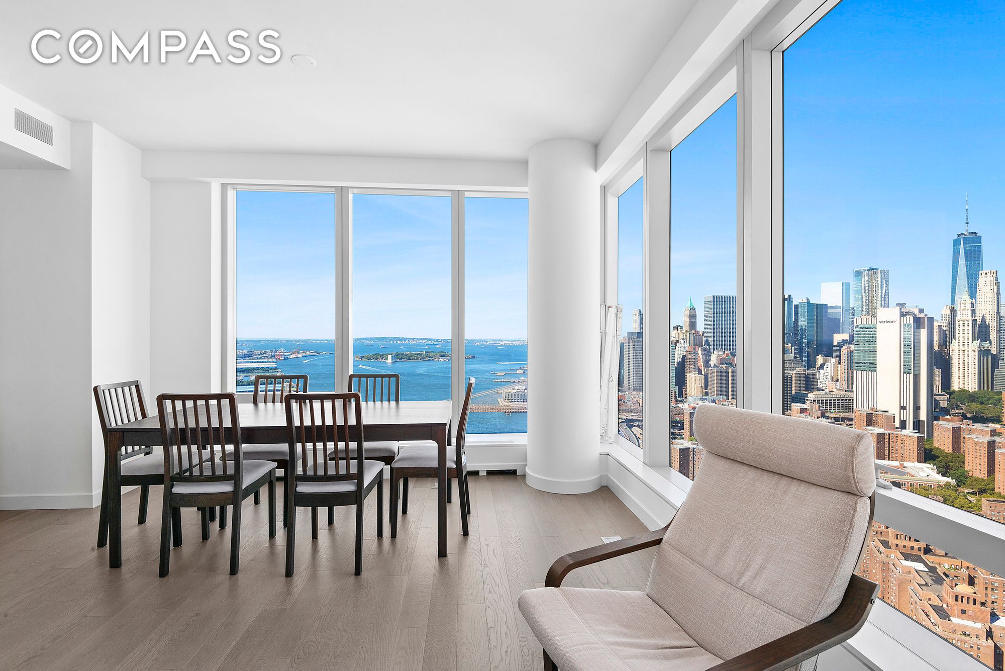 #3 photo, New York City, मैनहटन Two Bridges , NY 10002