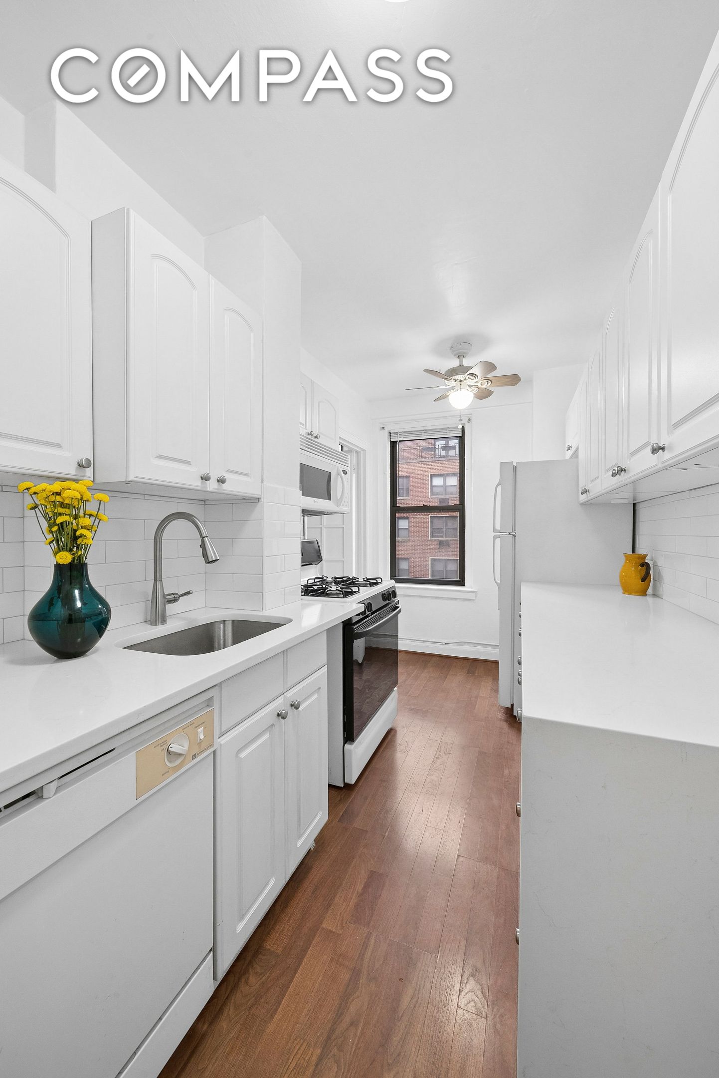 #8 photo, 321 E 54th Street, מנהטן Sutton Place , NY 10022