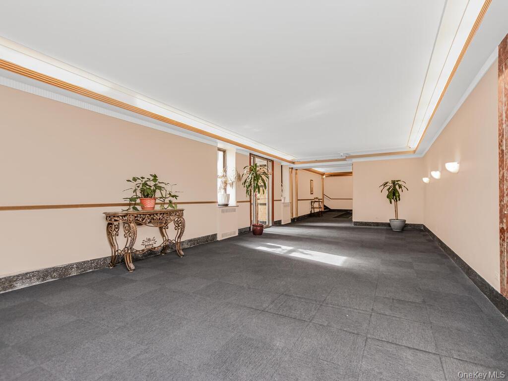 #10 photo, 860 Grand Concourse, ब्रोंक्स Bronx , NY 10451