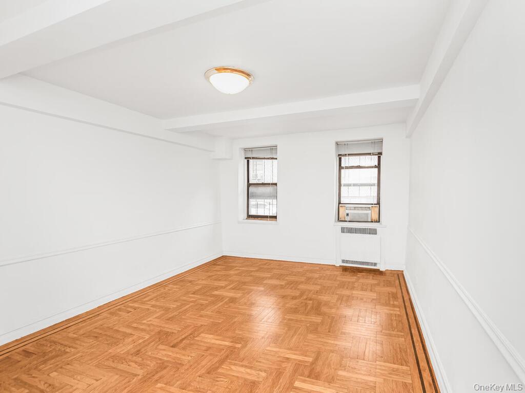 #7 photo, 860 Grand Concourse, ब्रोंक्स Bronx , NY 10451