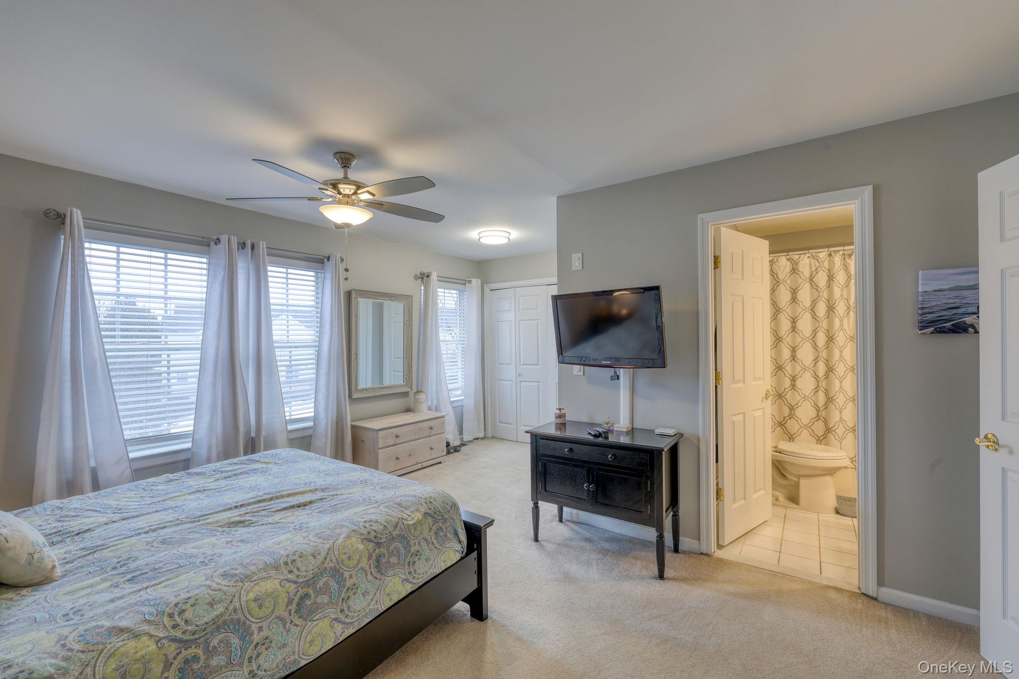 #15 photo, 614 Crab Apple Lane, 纽约州 New Windsor , NY 12553