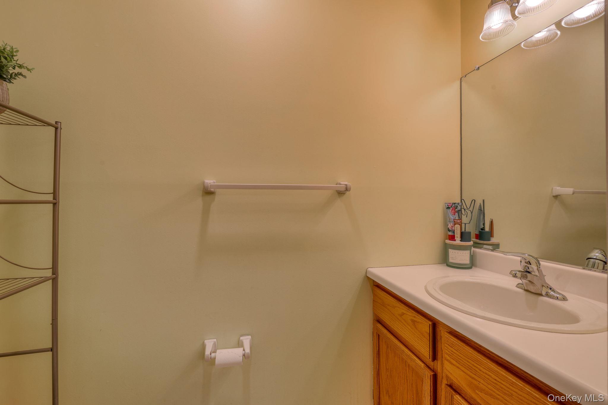 #5 photo, 614 Crab Apple Lane, 纽约州 New Windsor , NY 12553