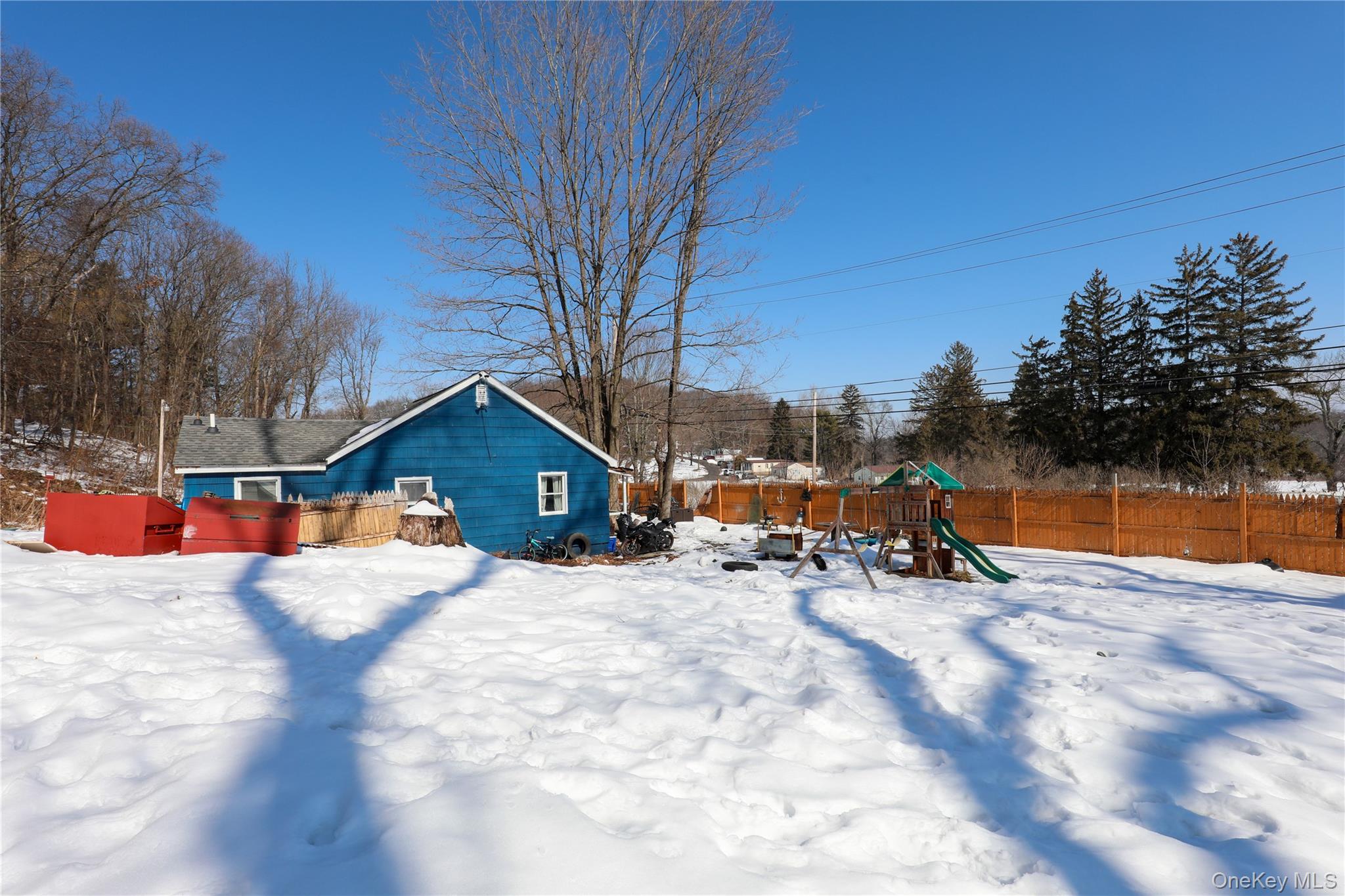 #18 photo, 654 Broadway, Esopus , NY 12429