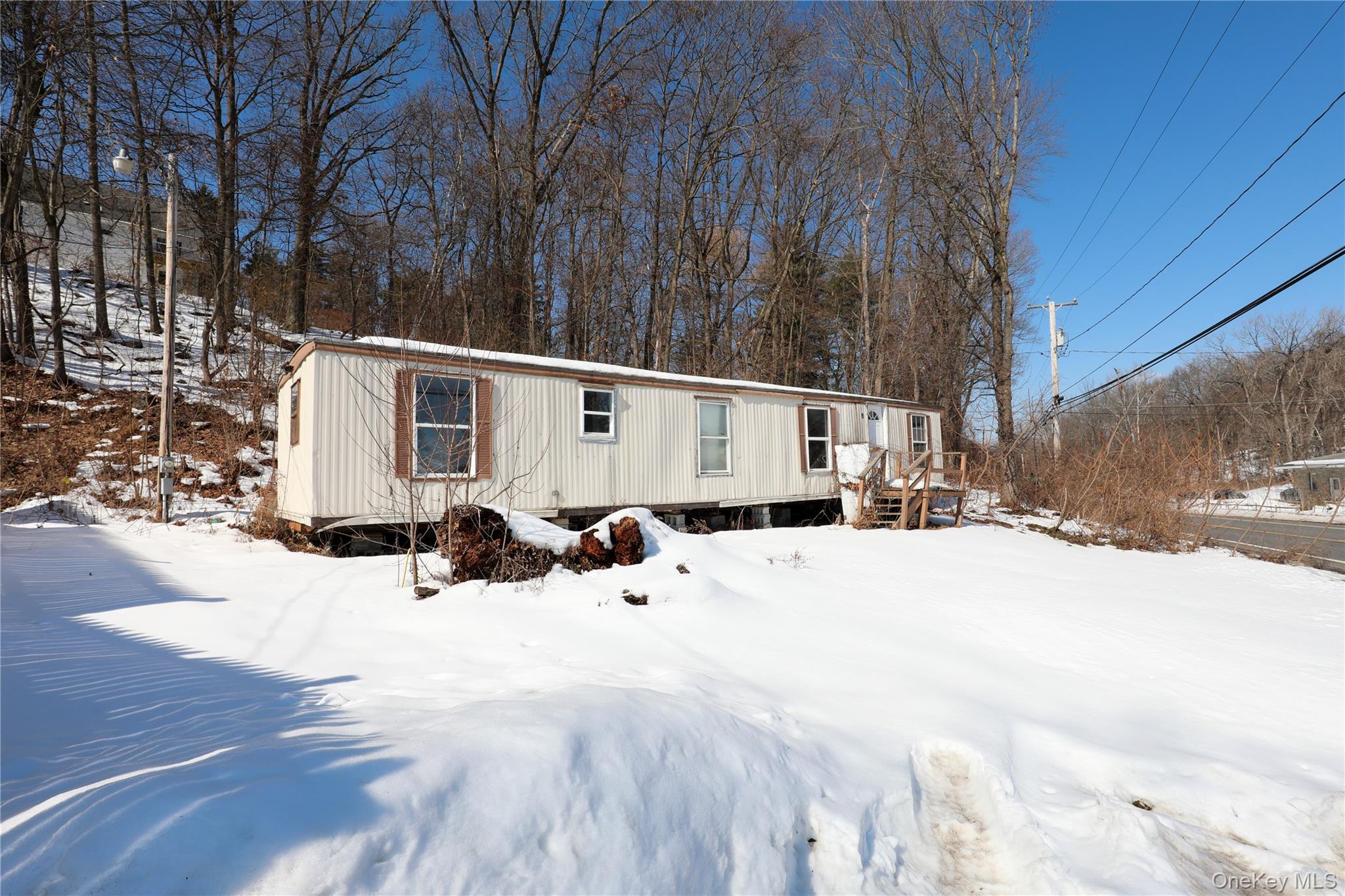 #19 photo, 654 Broadway, Esopus , NY 12429