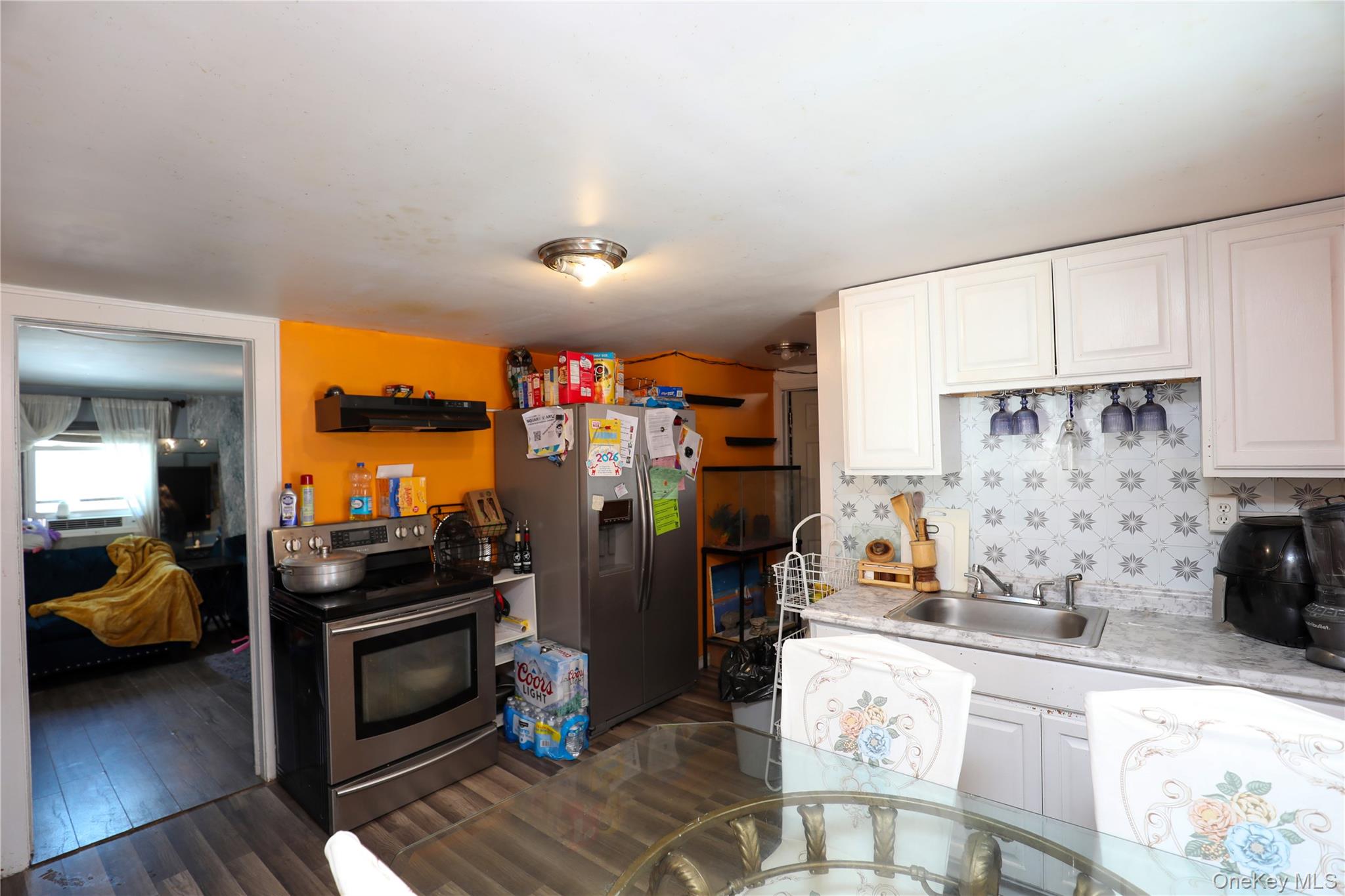 #5 photo, 654 Broadway, Esopus , NY 12429