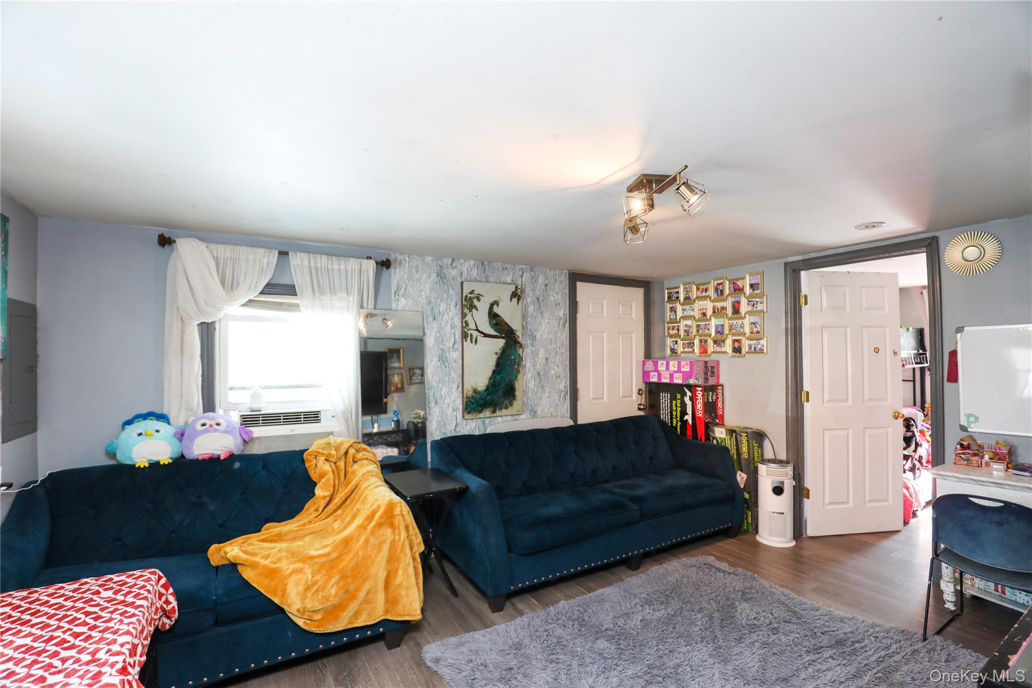 #9 photo, 654 Broadway, Esopus , NY 12429