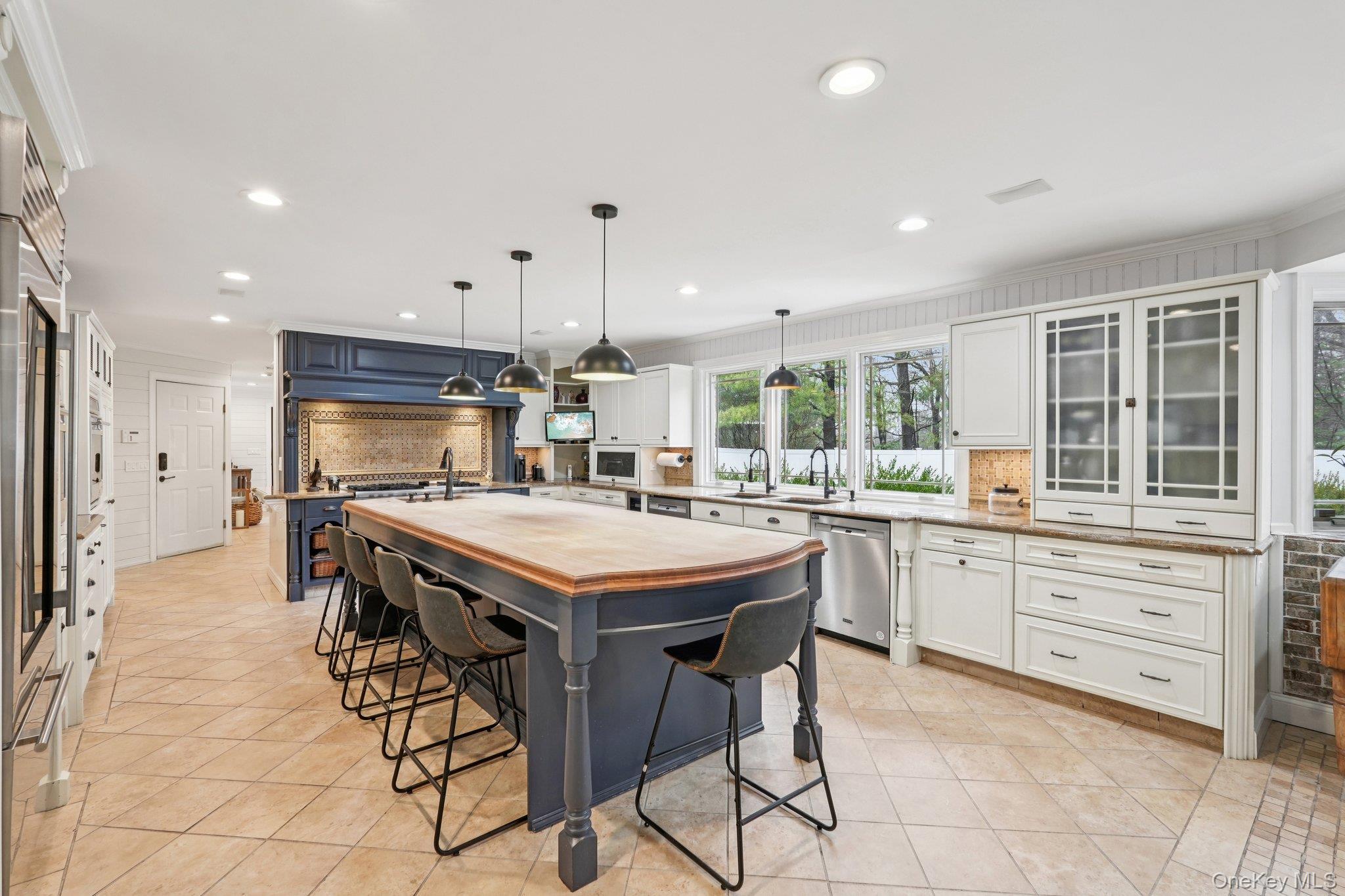 #13 photo, 8 Tor Terrace, New City , NY 10956