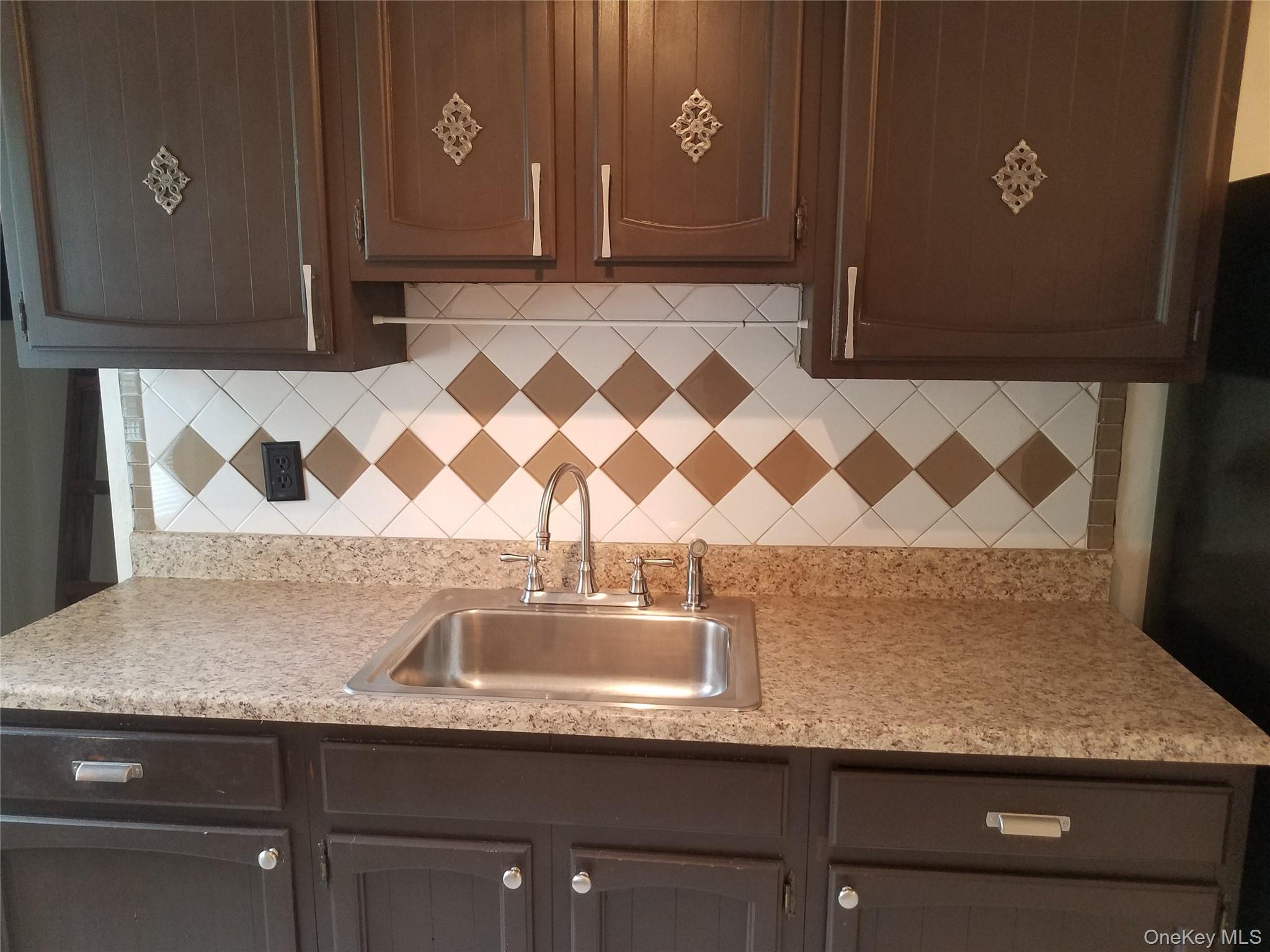 #7 photo, 50 Mountainview Avenue, Pearl River , NY 10965